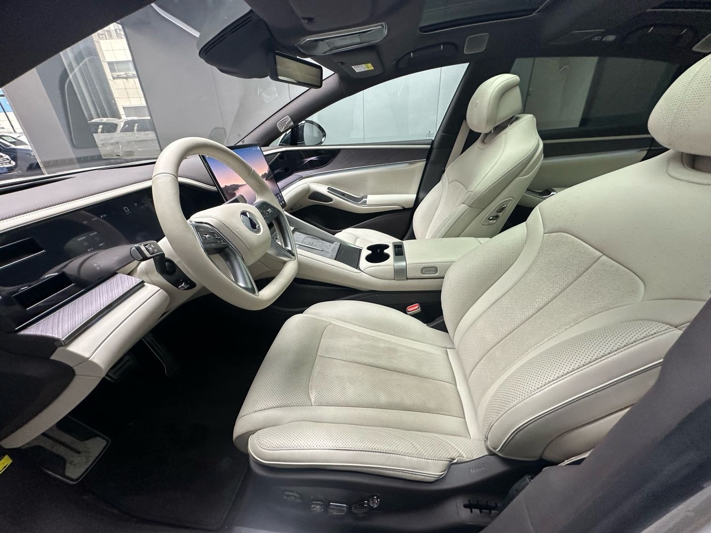 Denza Z9GT 2024 #5 Denza Z9GT 2024 car image #5