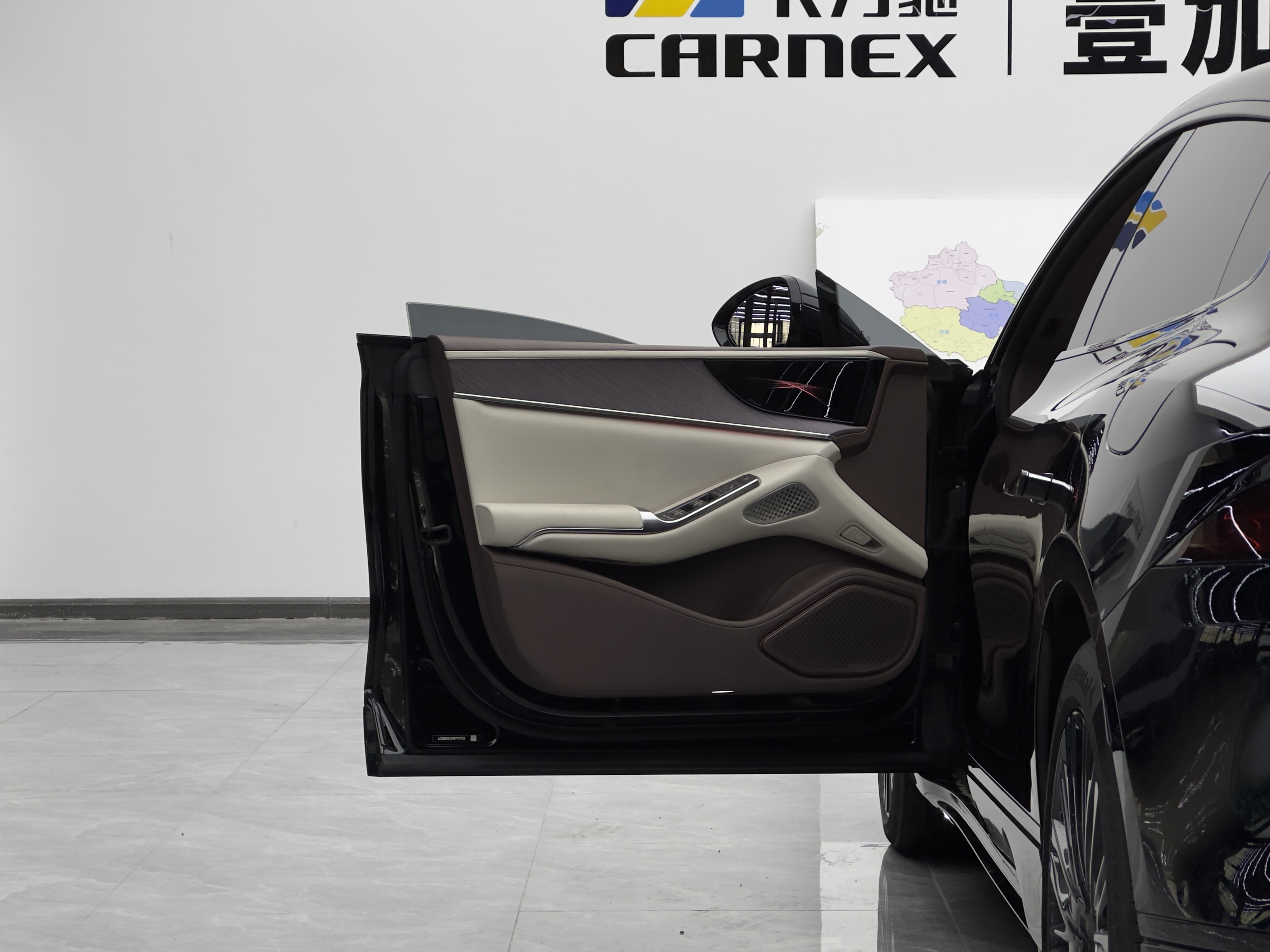 Denza Z9GT 2025 #5 Denza Z9GT 2025 car image #5