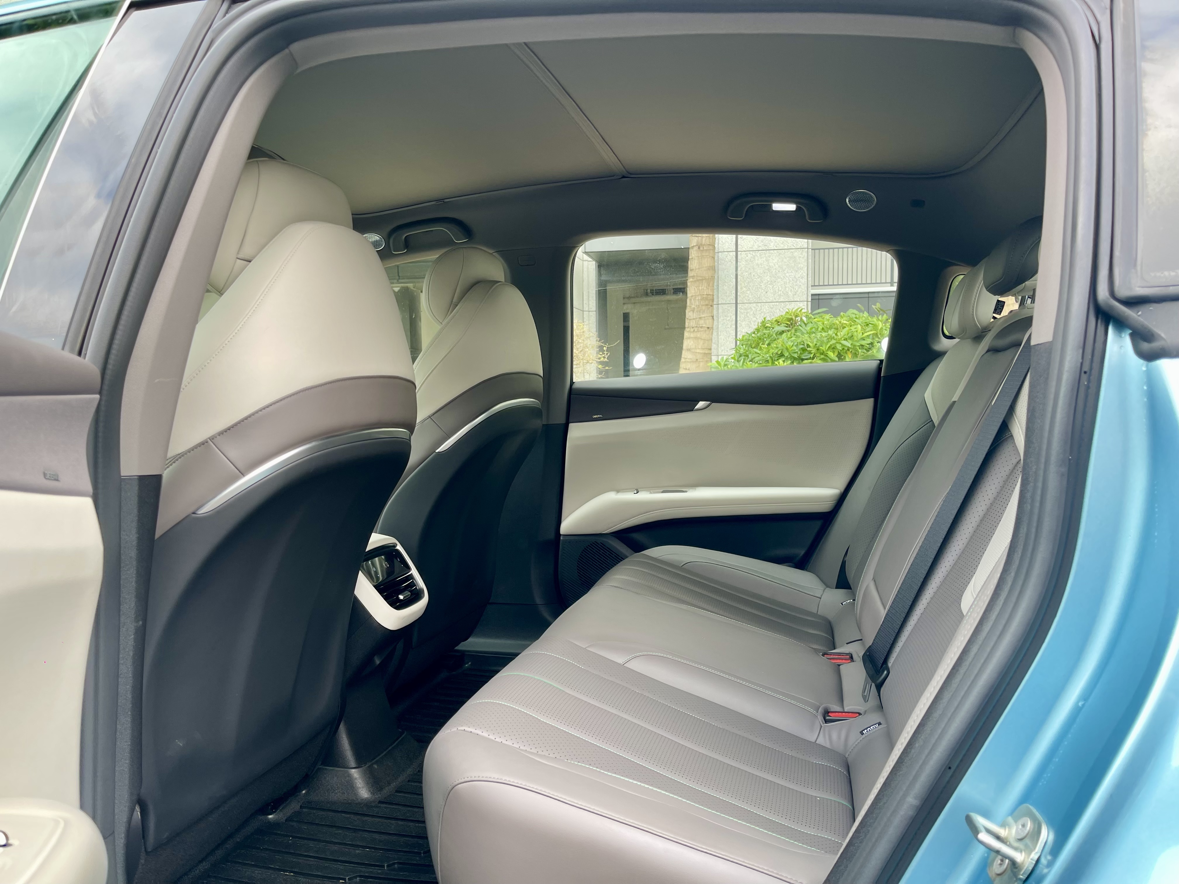 Deepal L07 2024 image de voiture #5