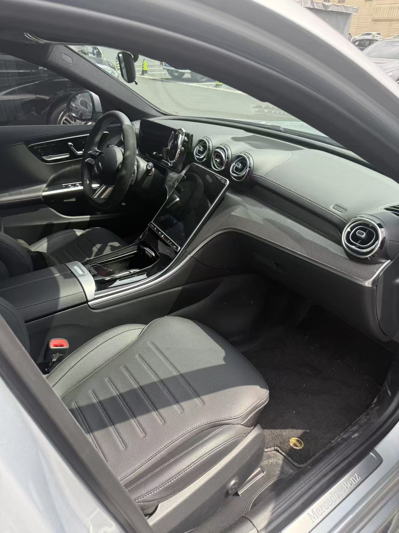 Mercedes-Benz C Class 2025 car image #5
