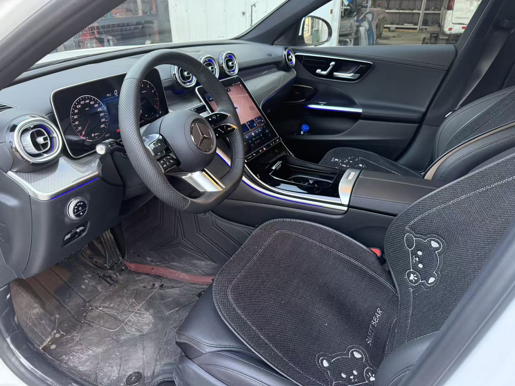 Mercedes-Benz C Class 2025 car image #5