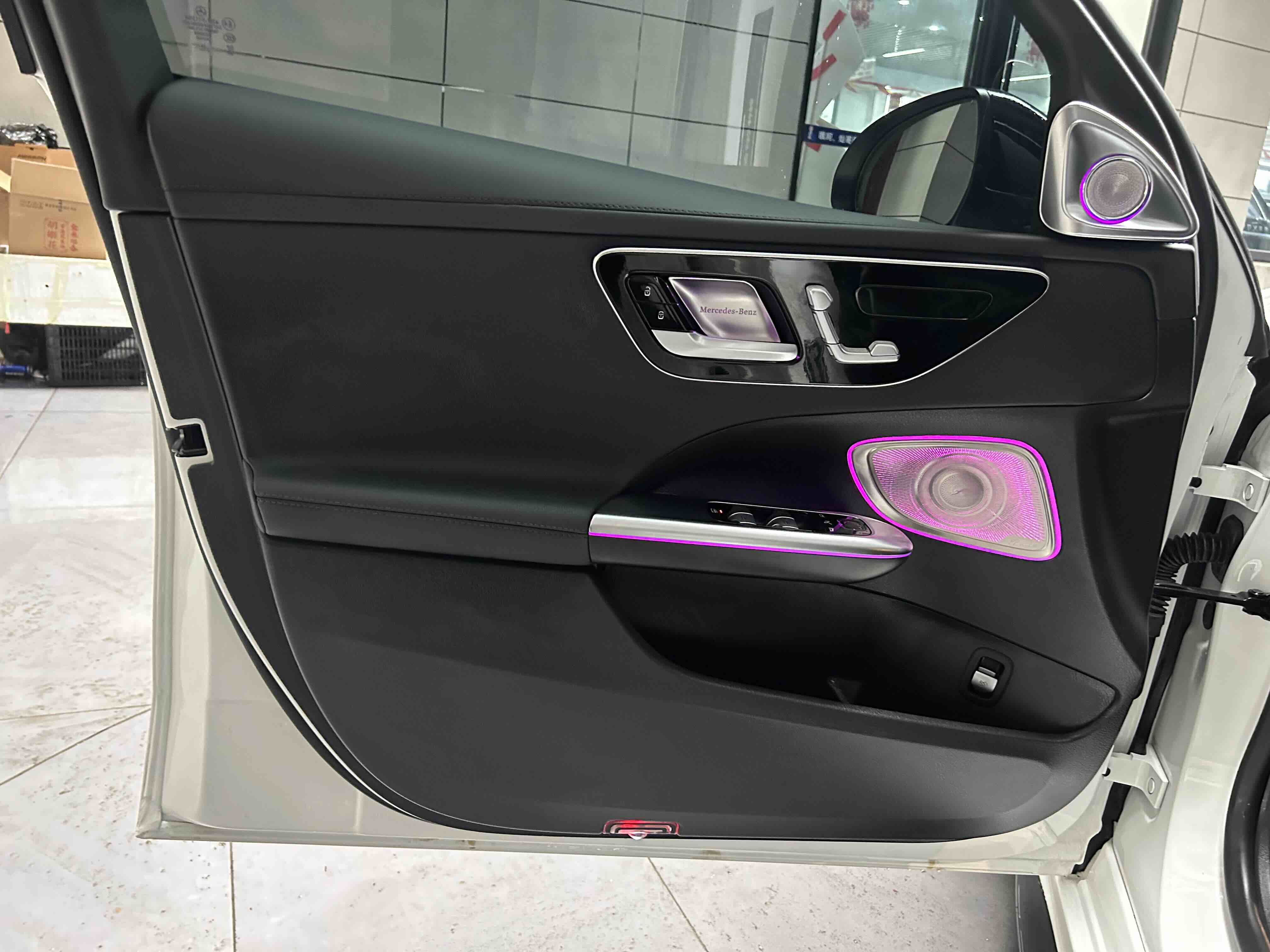 Mercedes-Benz C Class 2024 car image #5