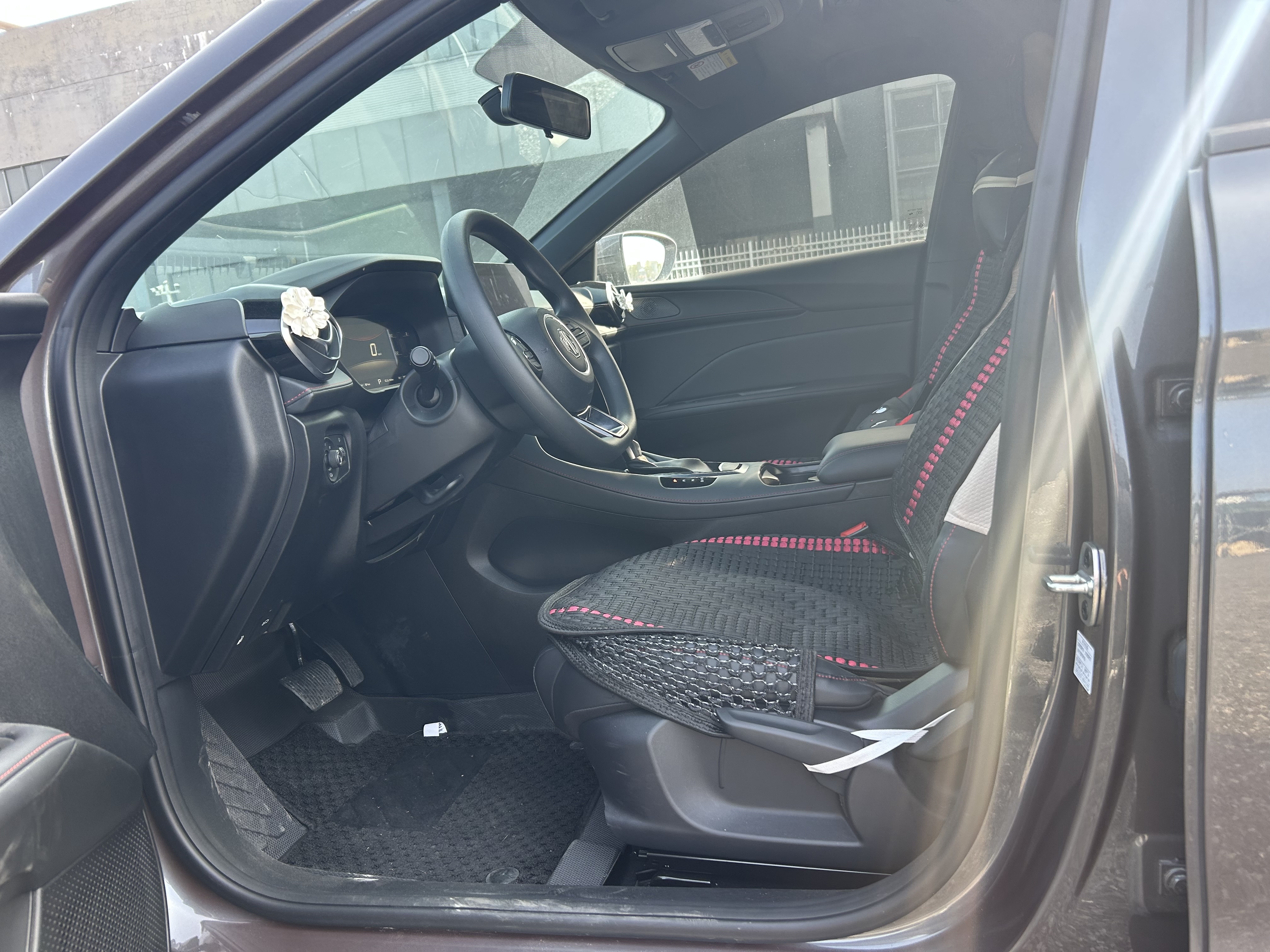MG 5 2025 car image #5