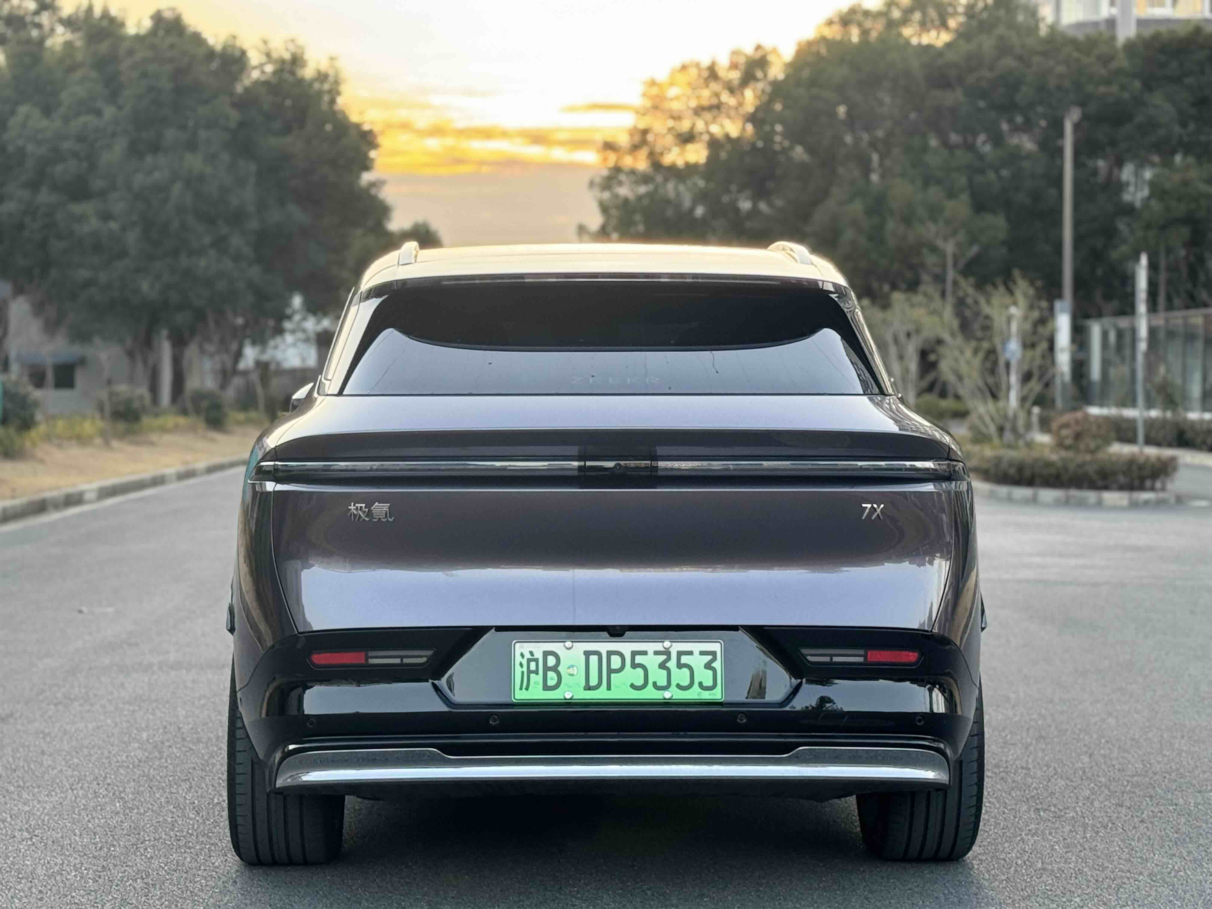 极氪 极氪7X 2025 汽车图片 #5