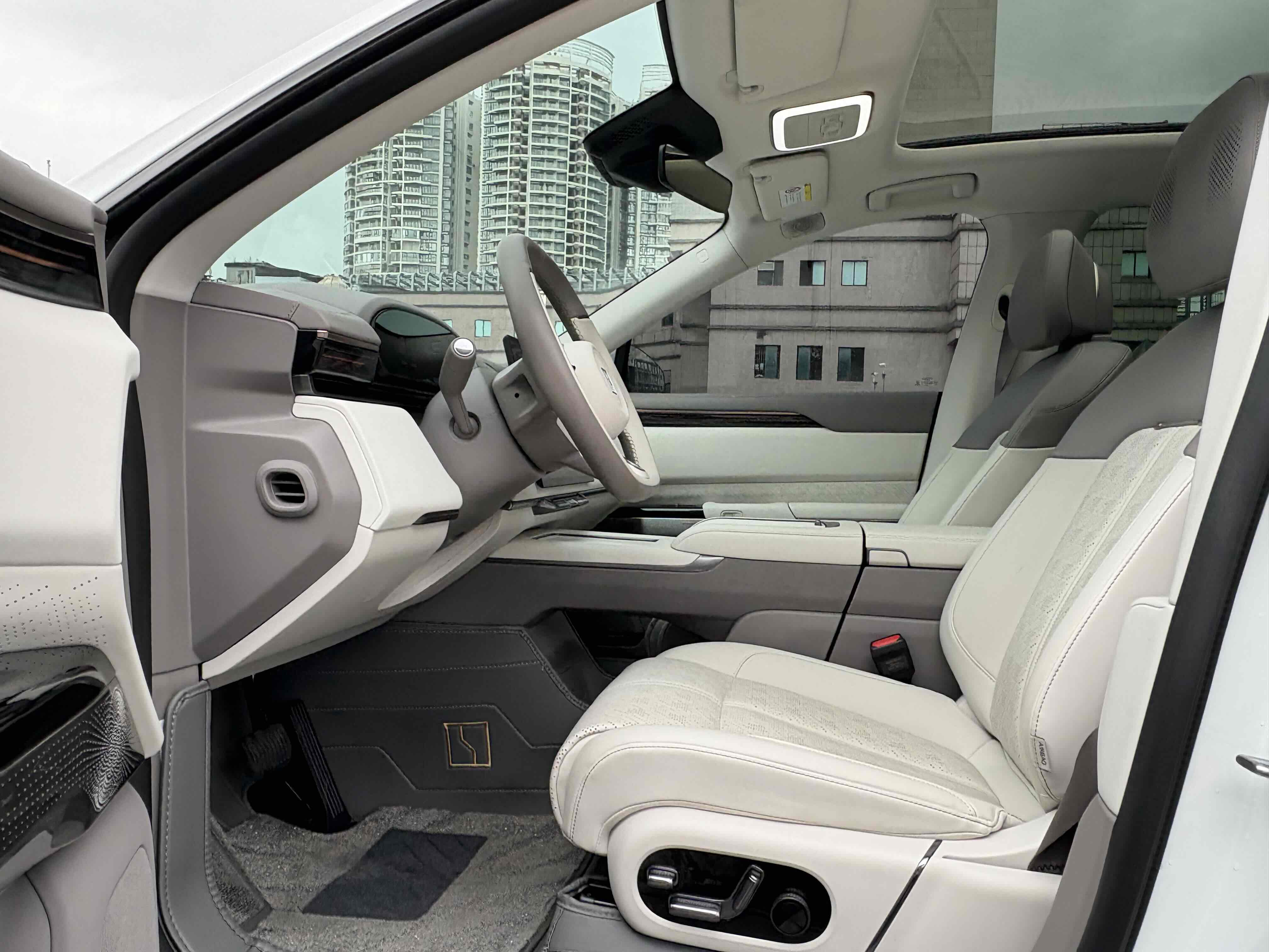 Zeekr 7X 2024 car image #5