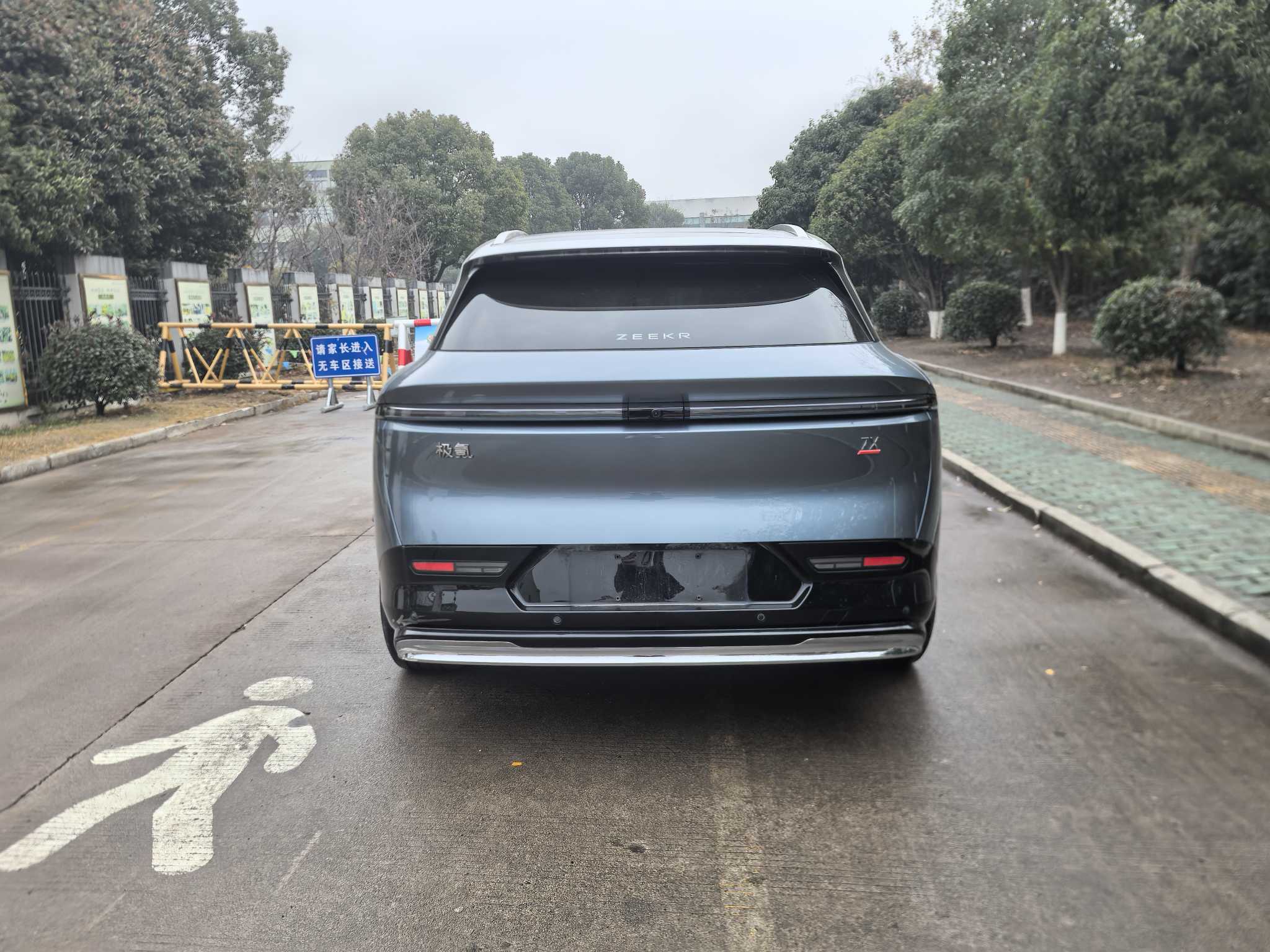 极氪 极氪7X 2024 汽车图片 #5