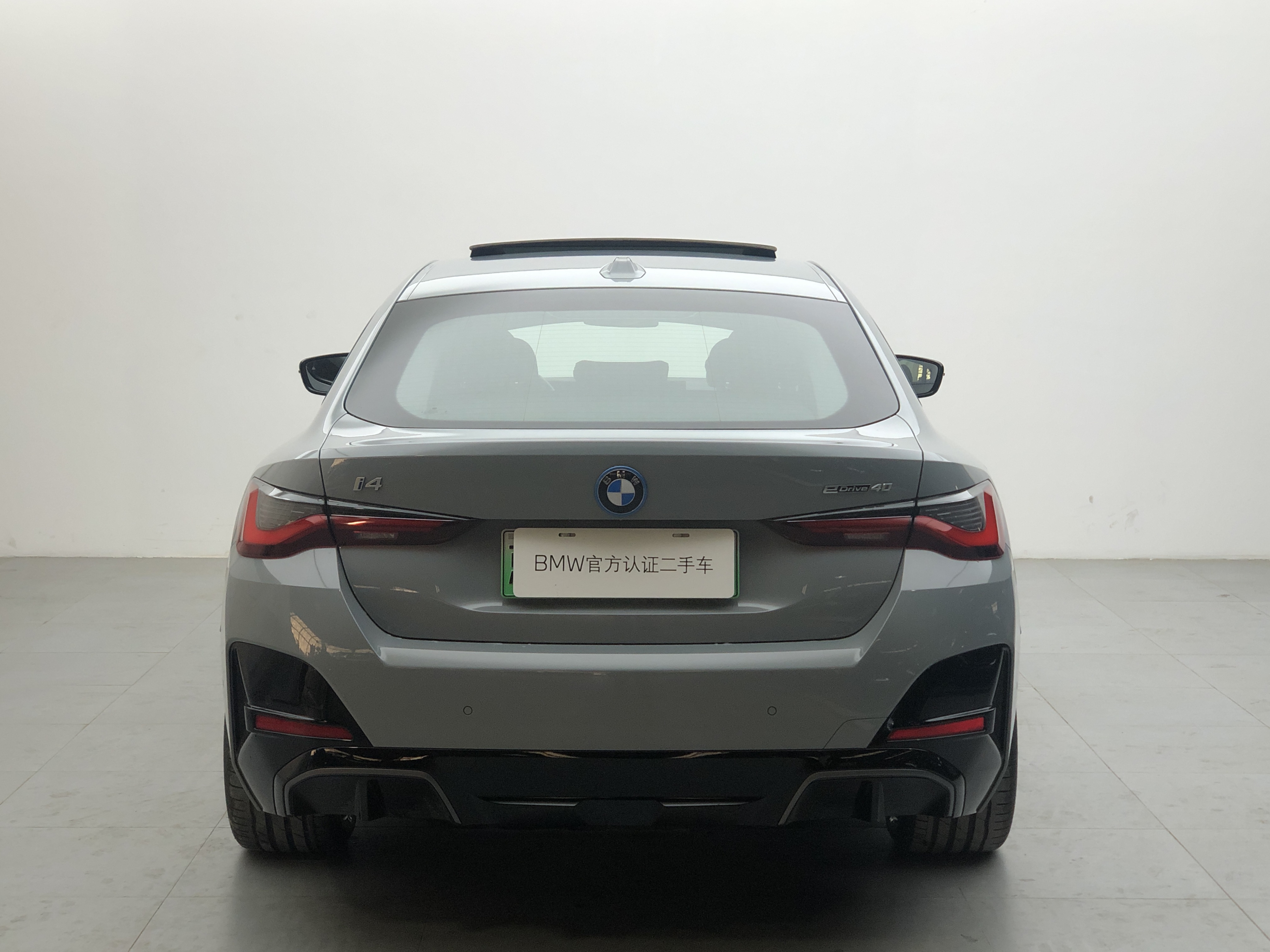 BMW i4 2025 car image #5