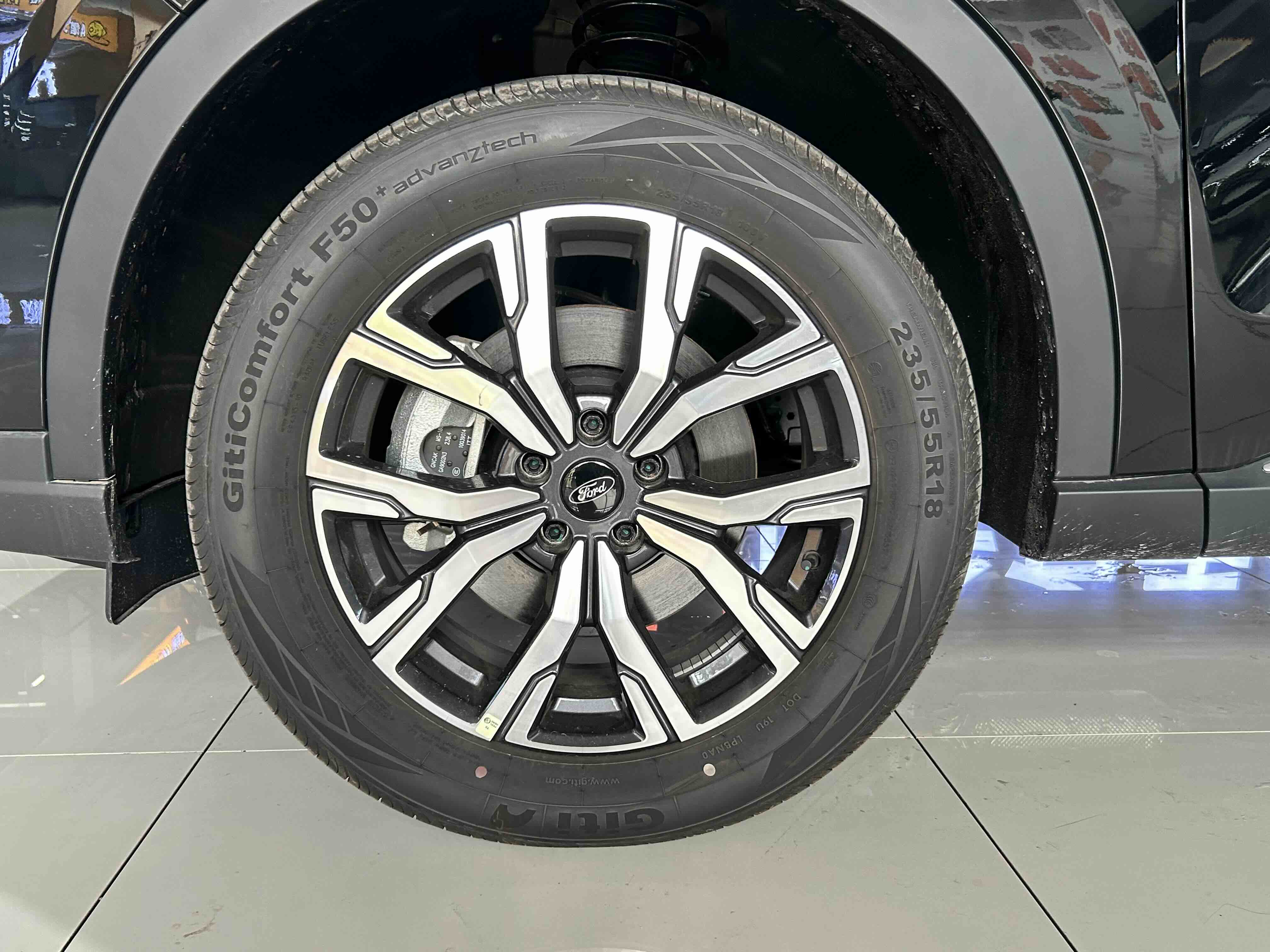 Ford Equator Sport 2026 immagine di auto #5