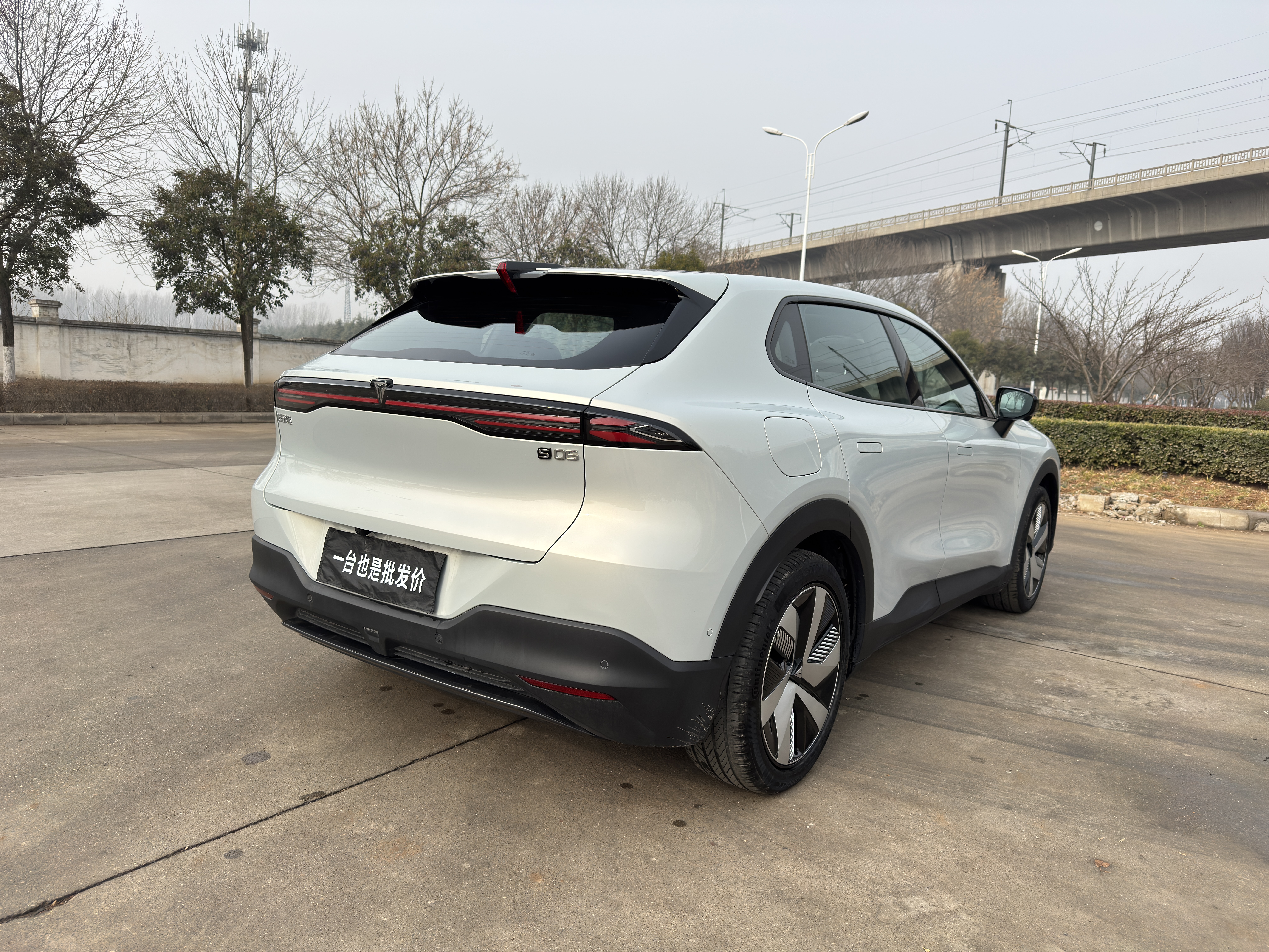 Deepal S05 2024 immagine di auto #5