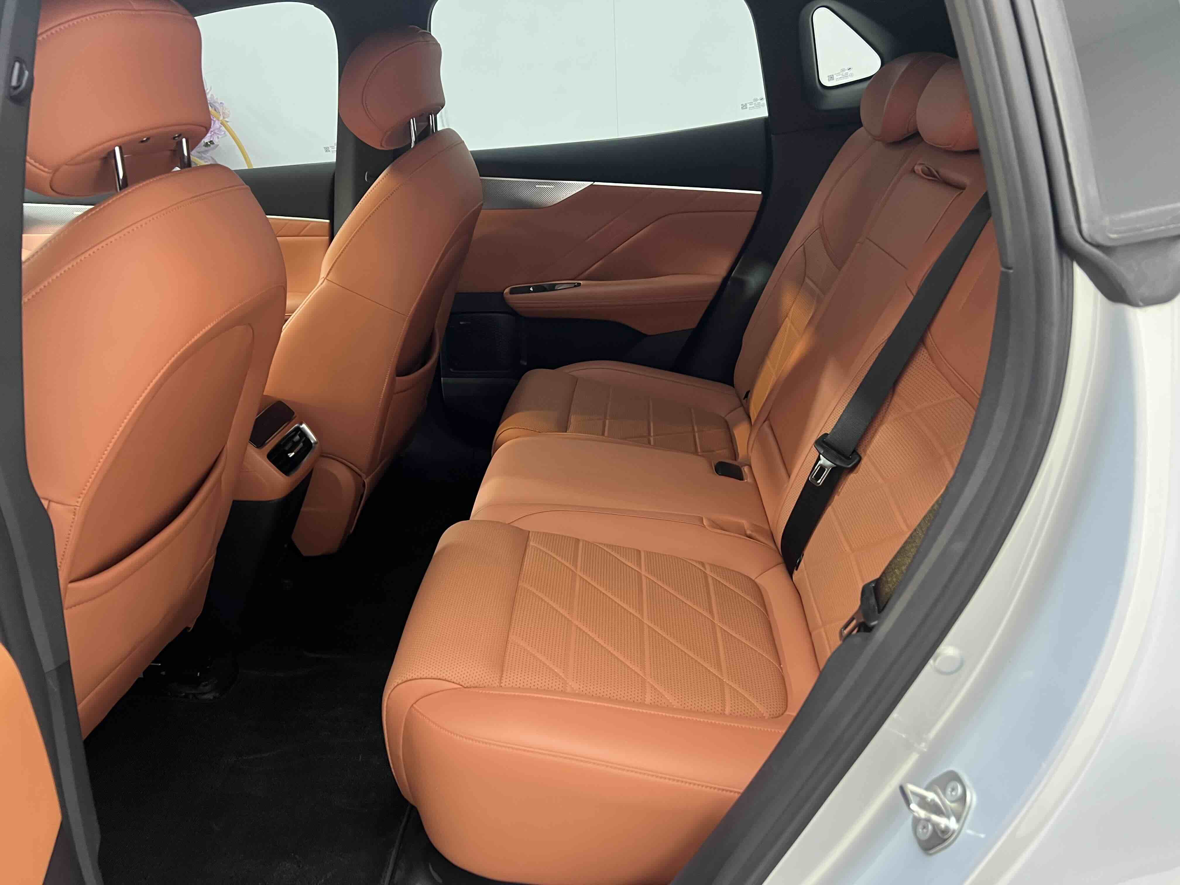 Deepal S05 2025 car image #5