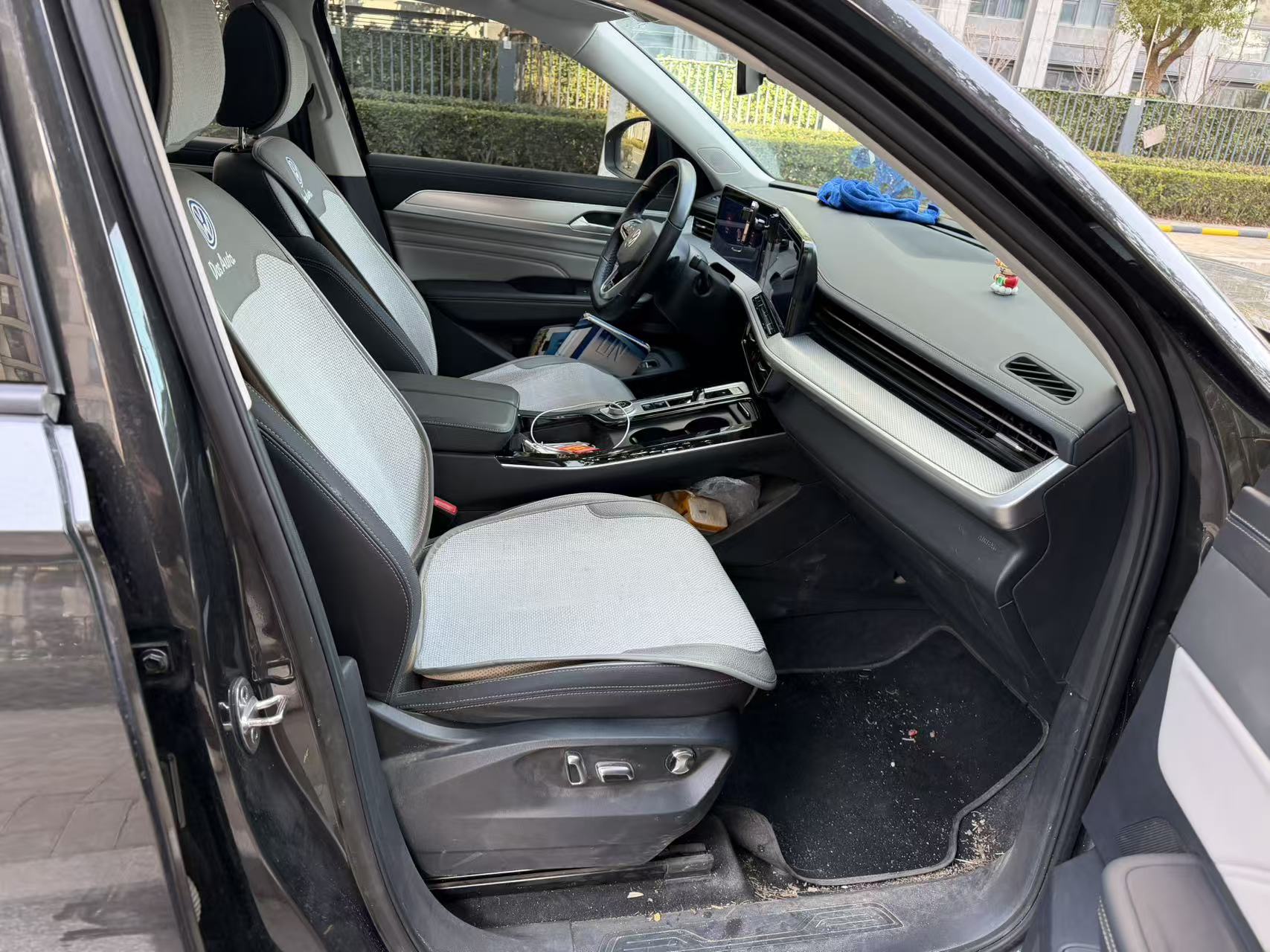 Volkswagen Tavendor 2025 car image #5