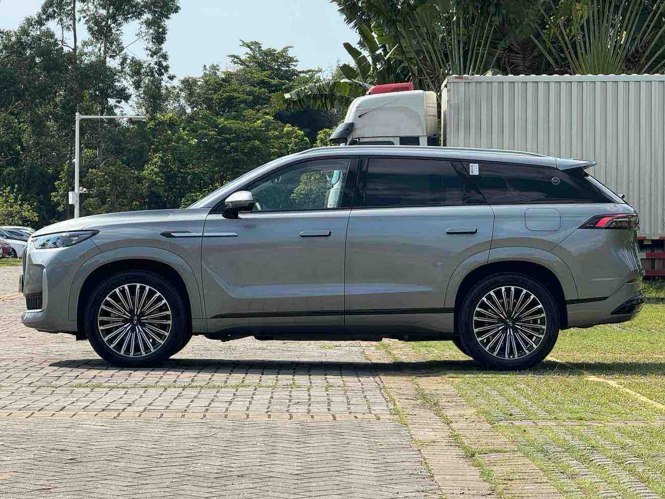 Chery Tiggo9 C-DM 2025 car image #5