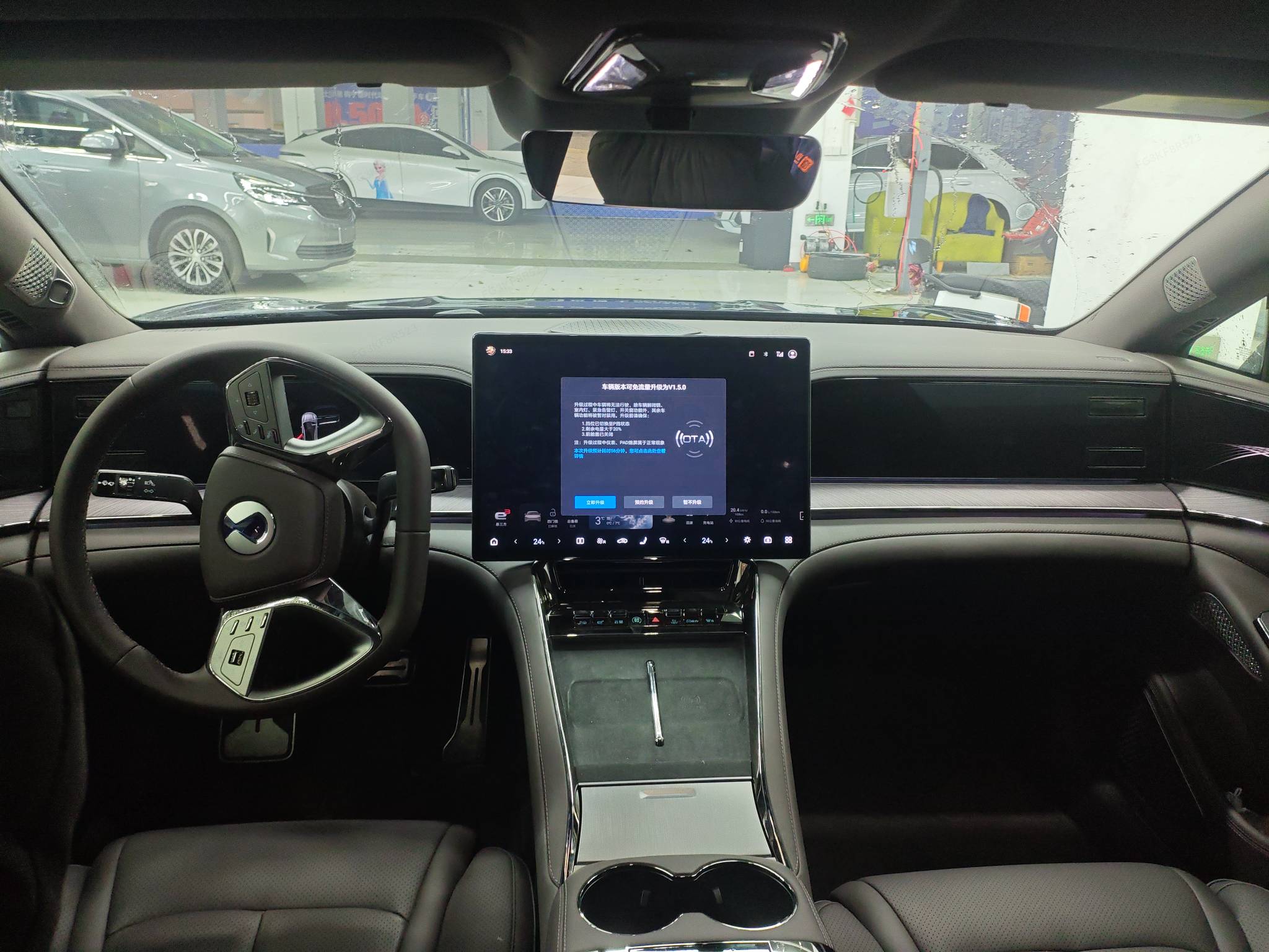 Denza Z9 2025 #5 Denza Z9 2025 car image #5