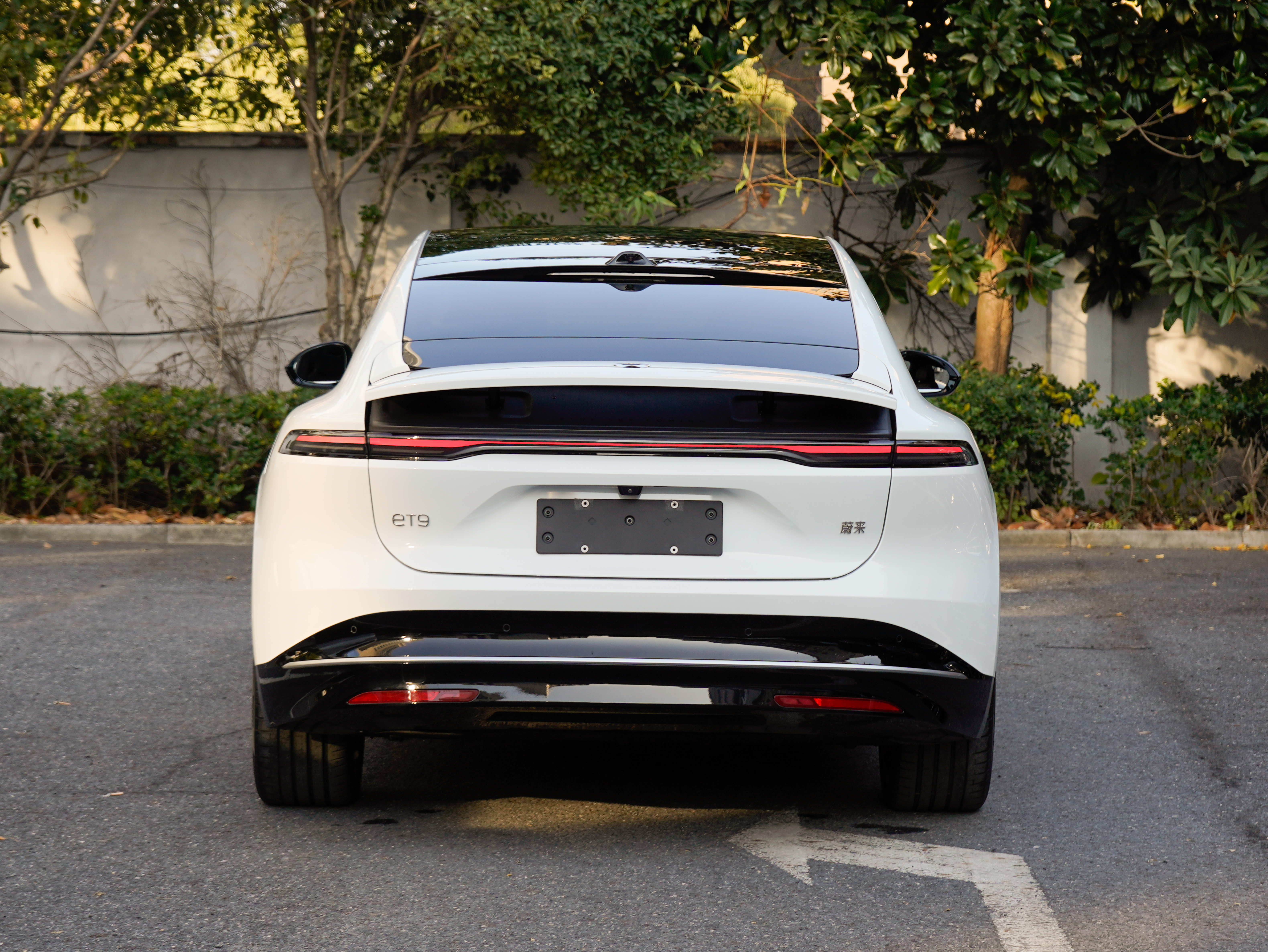 NIO ET9 2025 car image #5