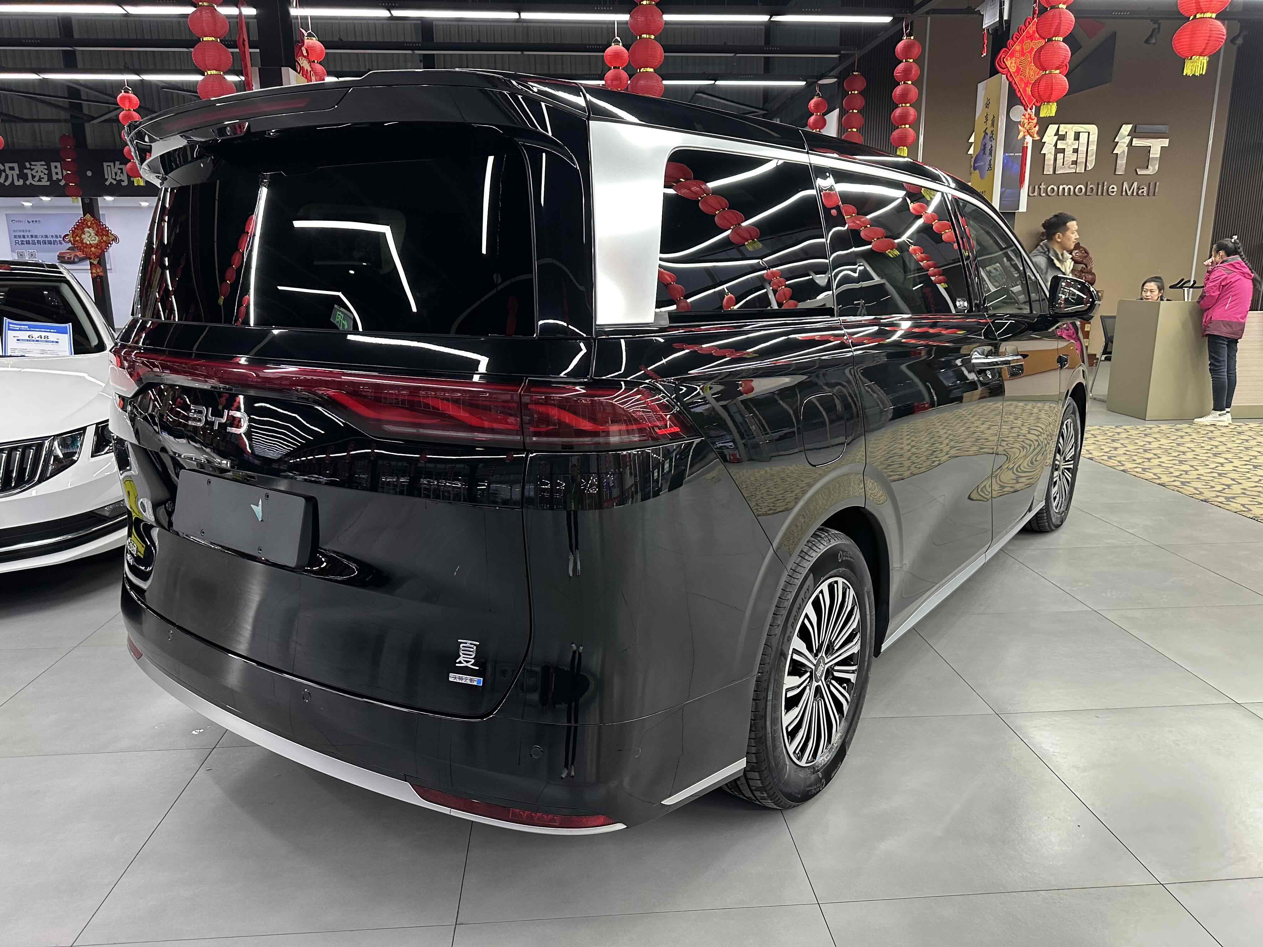 BYD Xia 2025 صورة سيارة #5