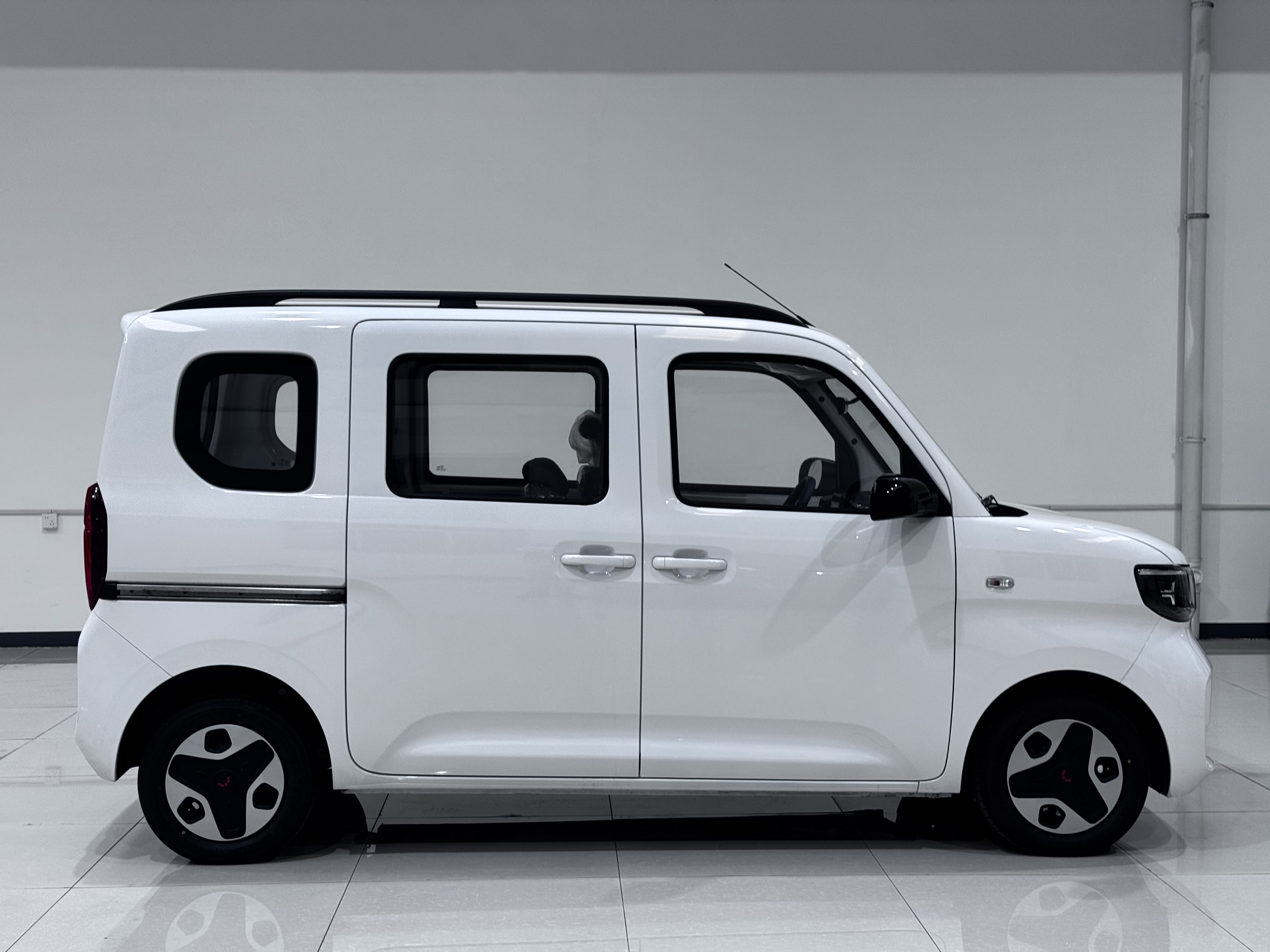 五菱汽车 五菱之光新能源 2025 汽车图片 #5