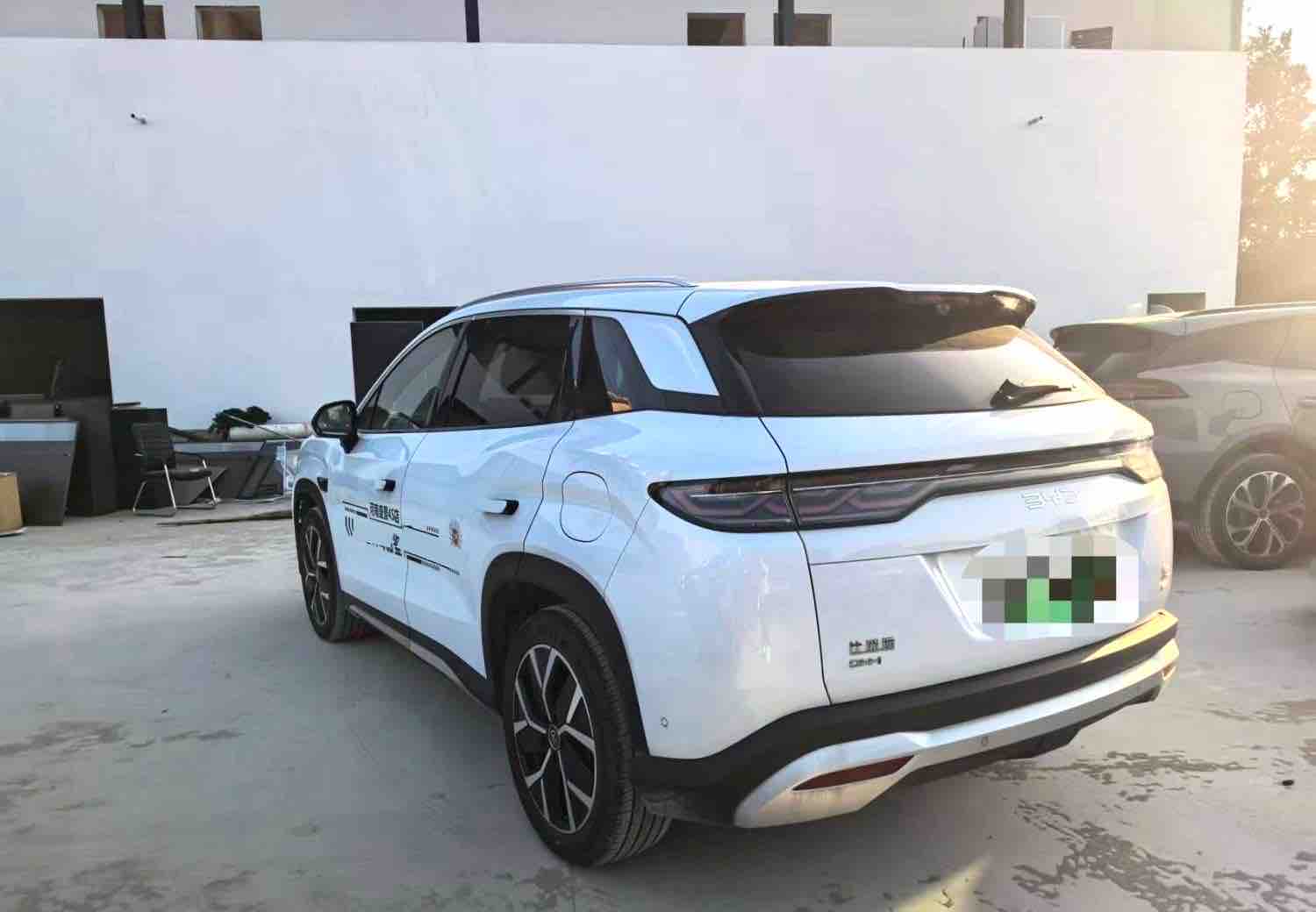 BYD SongL DM-i 2025 car image #5