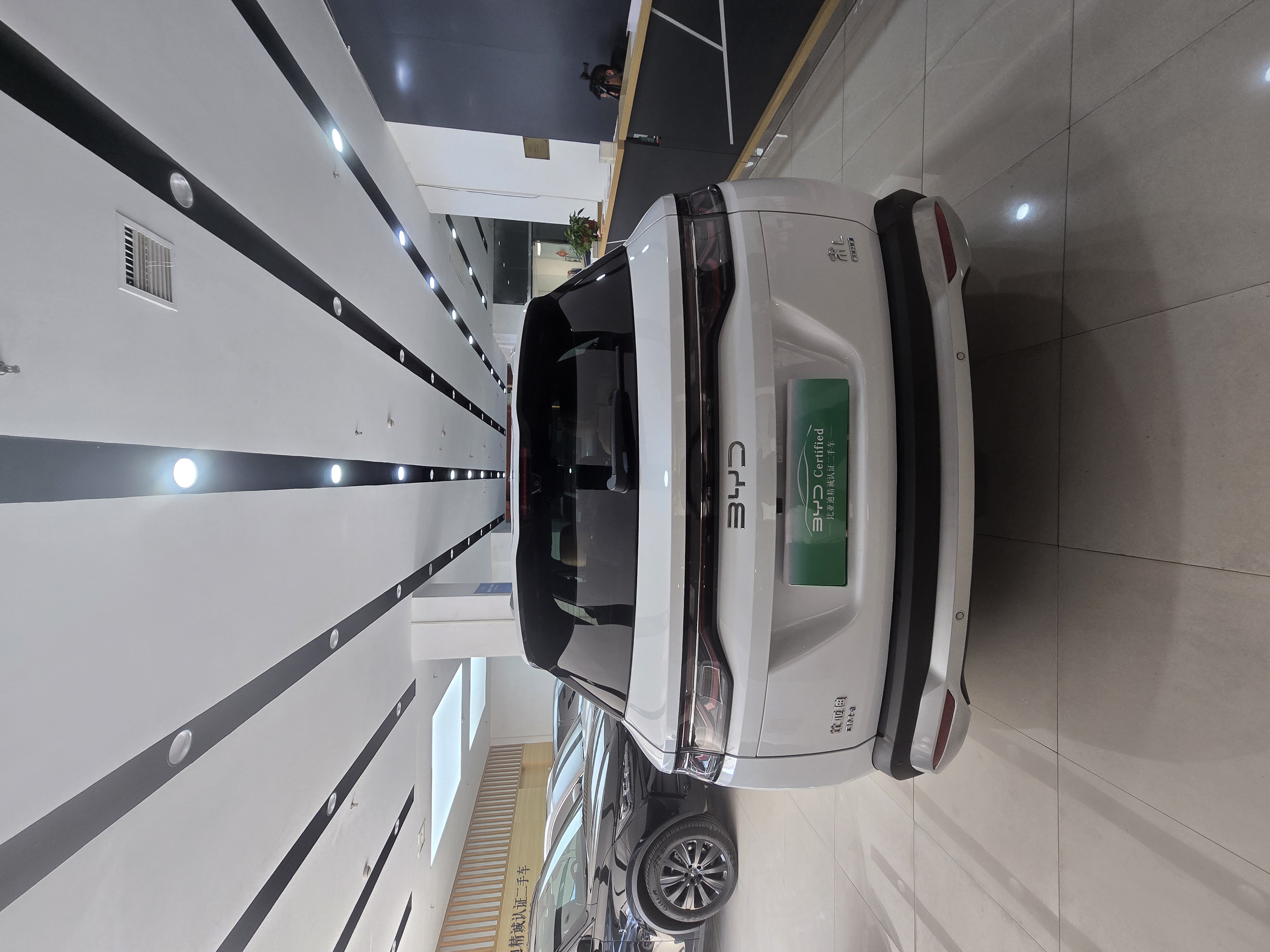 BYD SongL DM-i 2025 car image #5