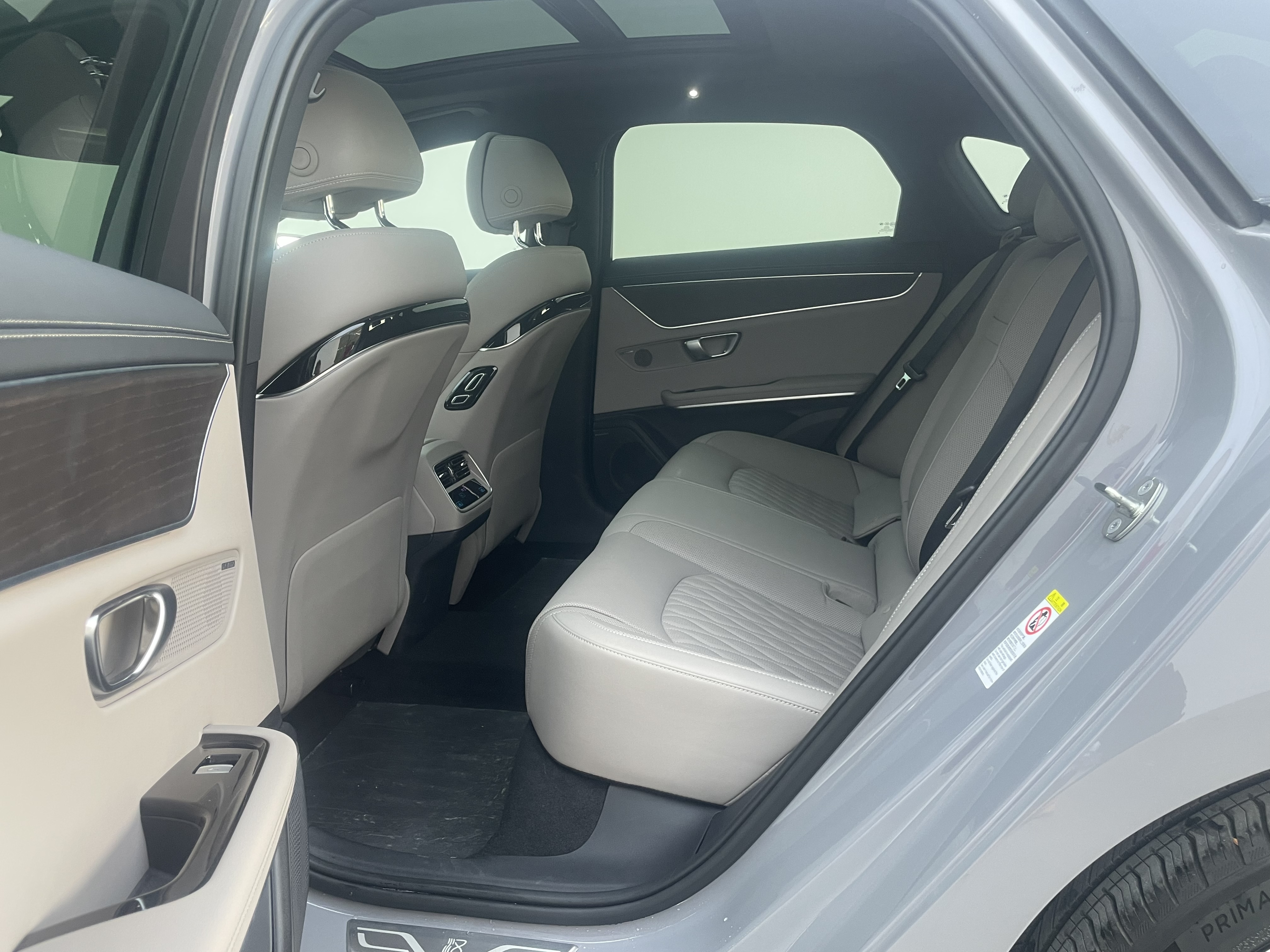 BYD Han 2025 #5 BYD Han 2025 car image #5