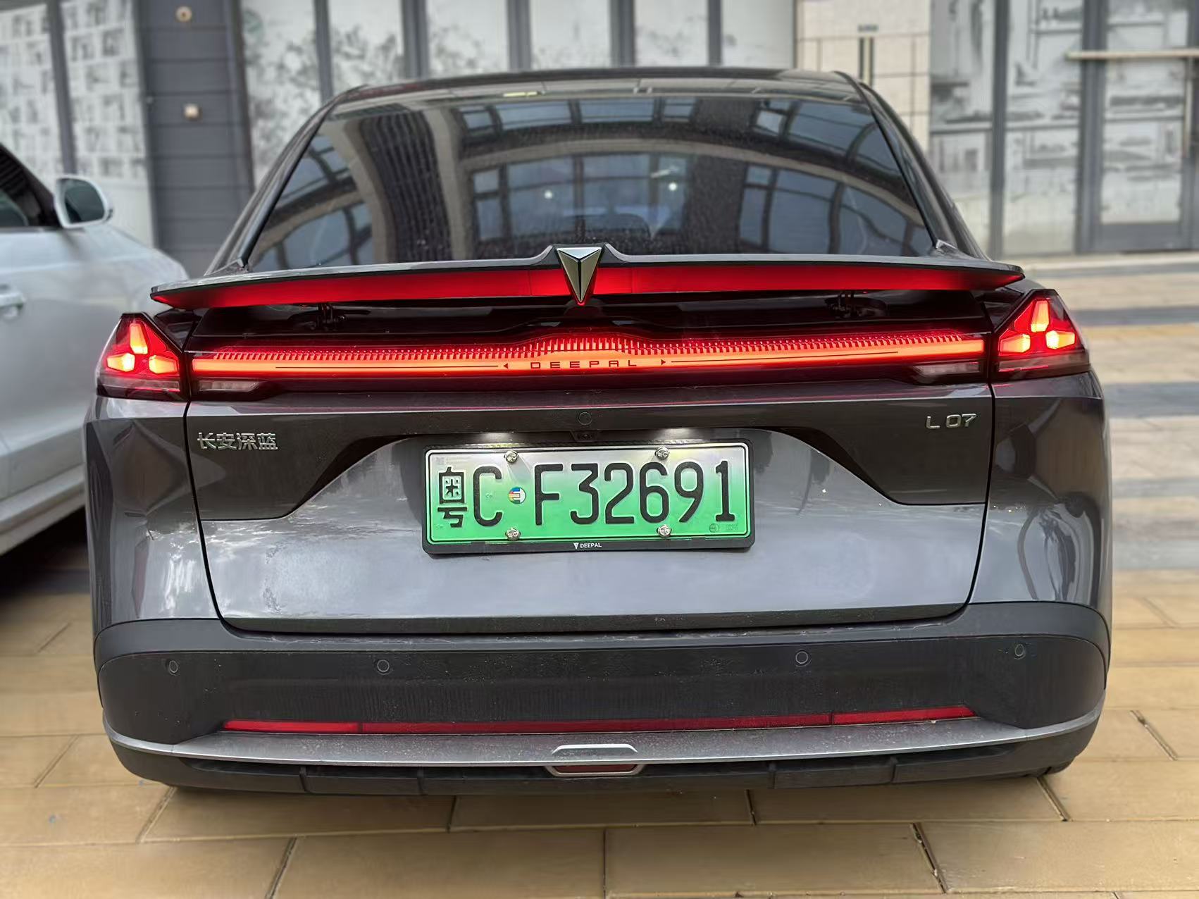 Deepal L07 2025 car image #5