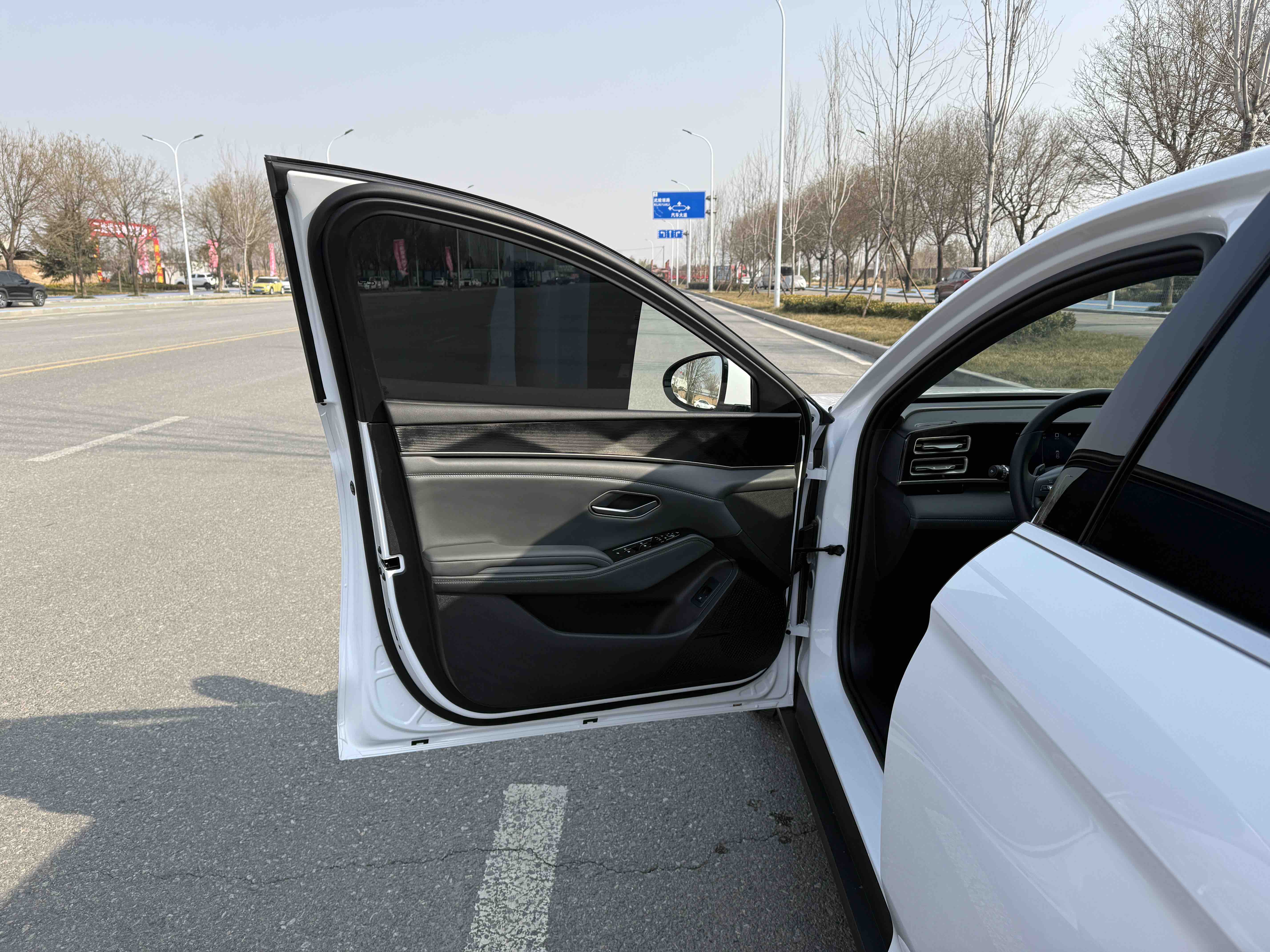 BYD Qin L 2025 car image #5