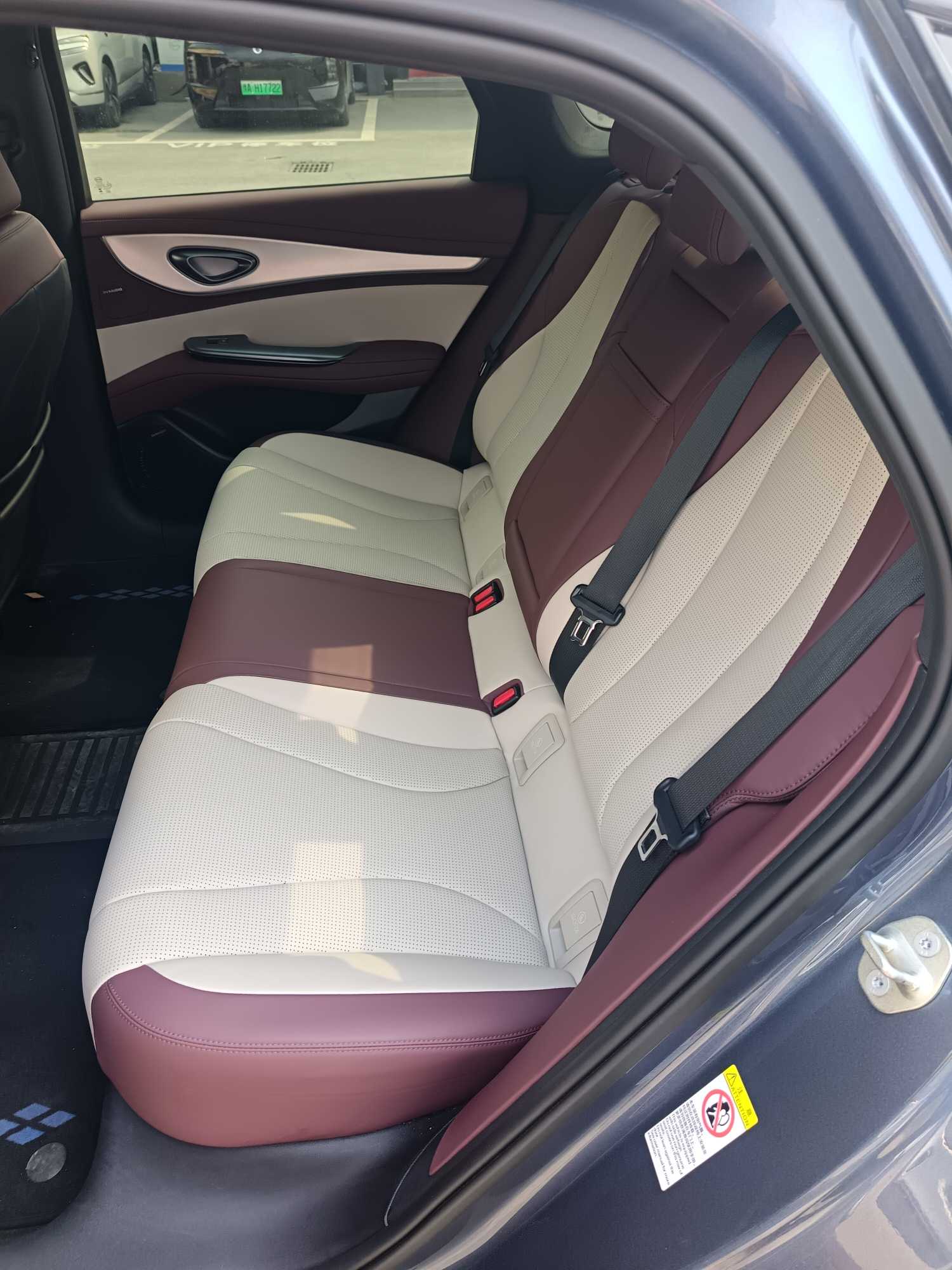 BYD Seal 07 DM-i 2025 car image #5