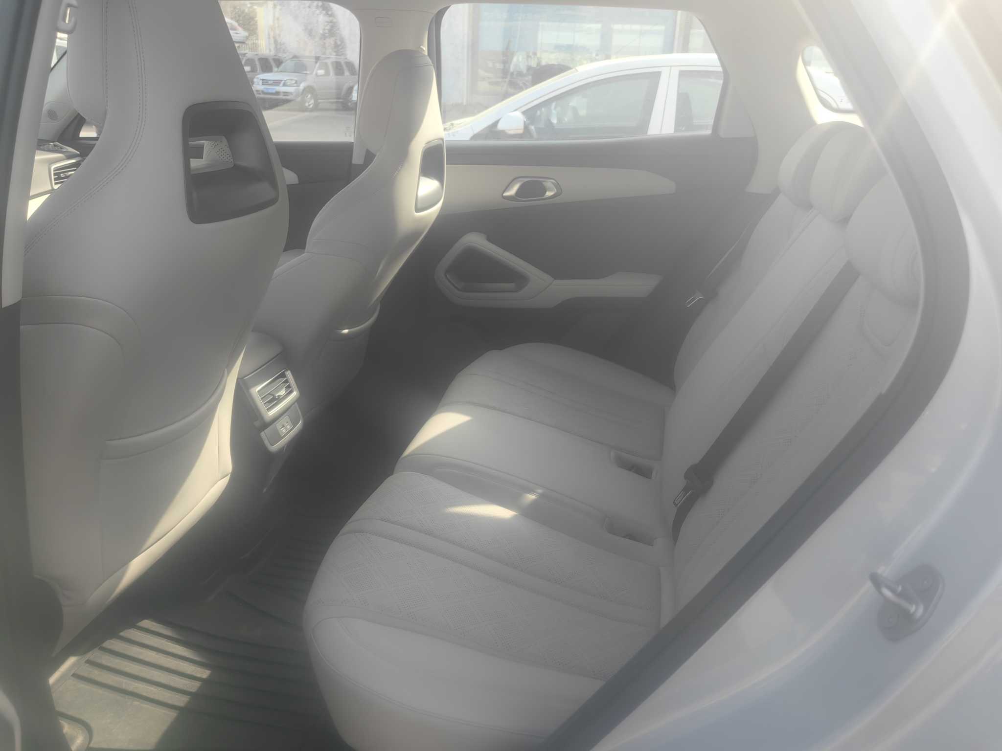 BYD YuanUP 2025 #5 BYD YuanUP 2025 car image #5