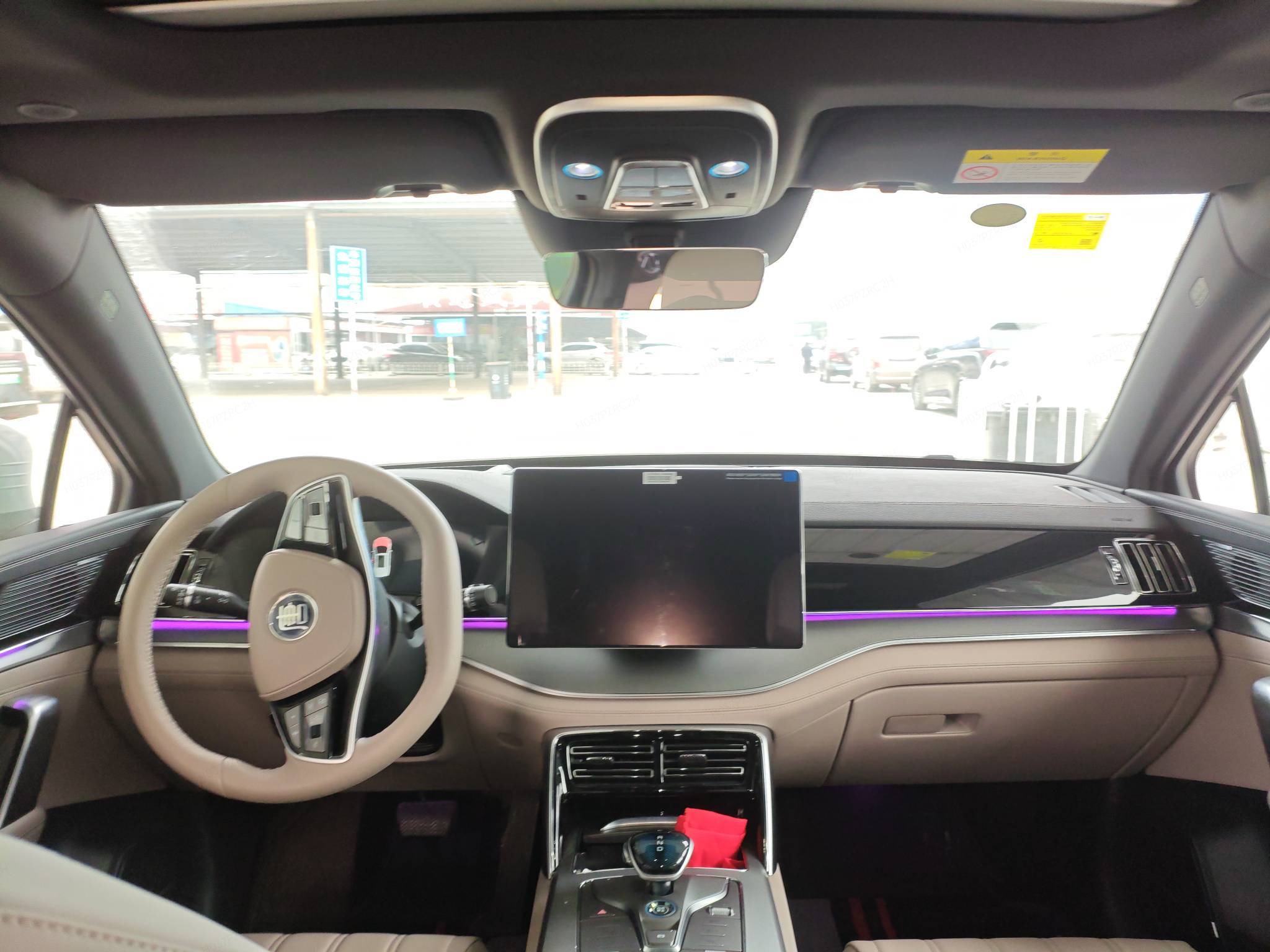 BYD Tang New Energy 2025 car image #5