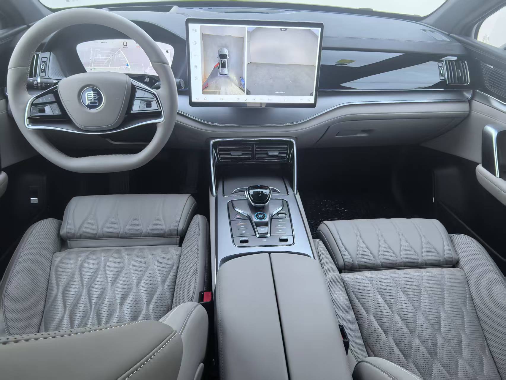 BYD Tang New Energy 2025 #5 BYD Tang New Energy 2025 car image #5