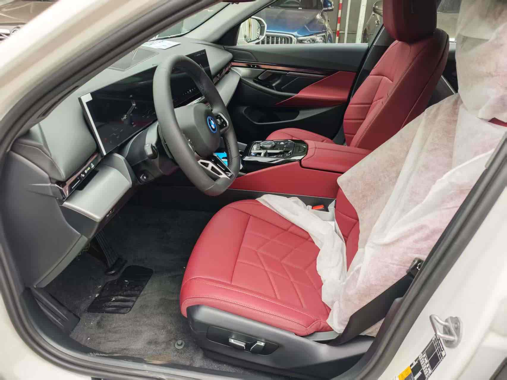 BMW i5 M60 2025 #5 BMW i5 M60 2025 car image #5