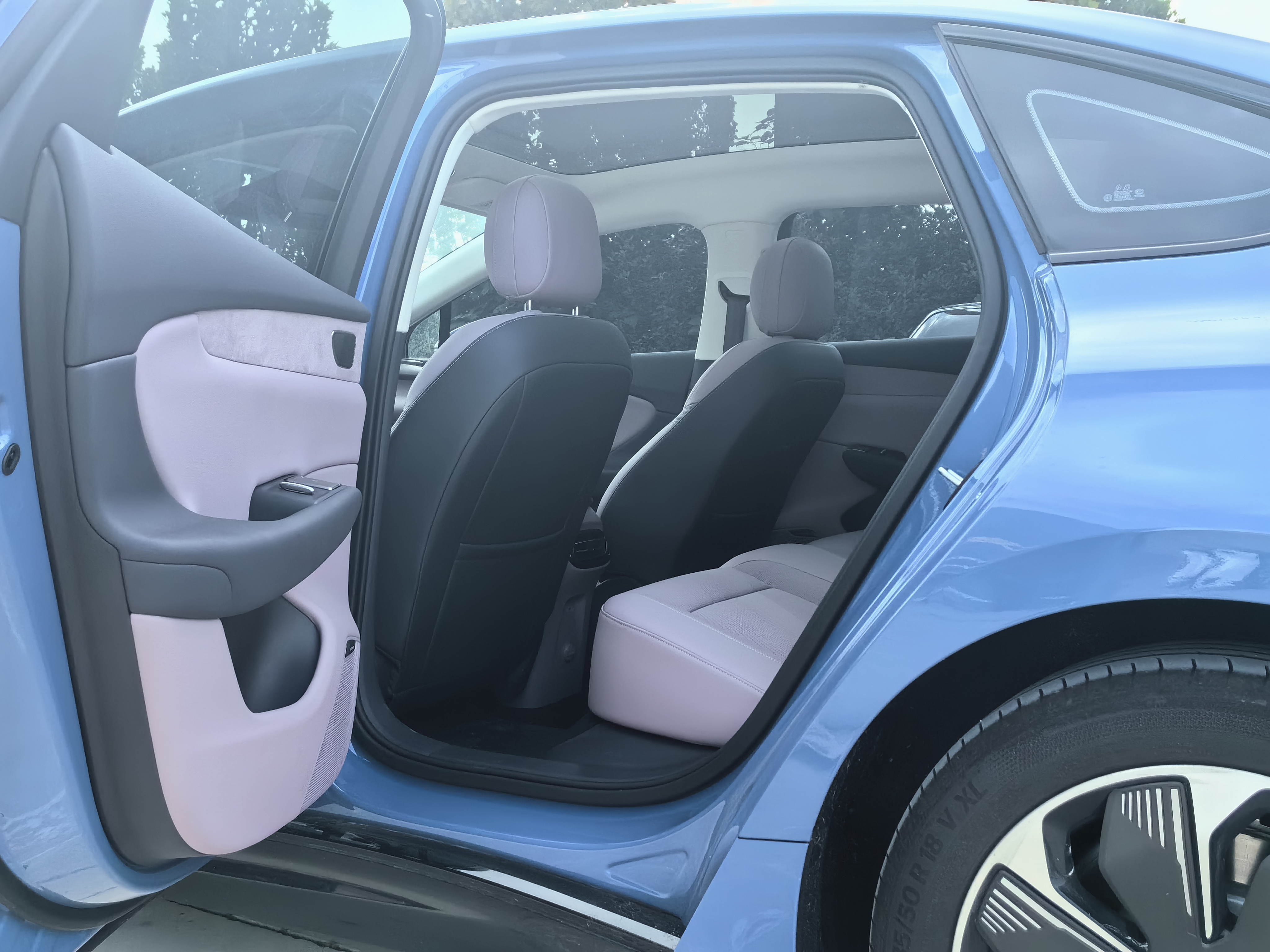 HongQi TianGong 05 2025 car image #5