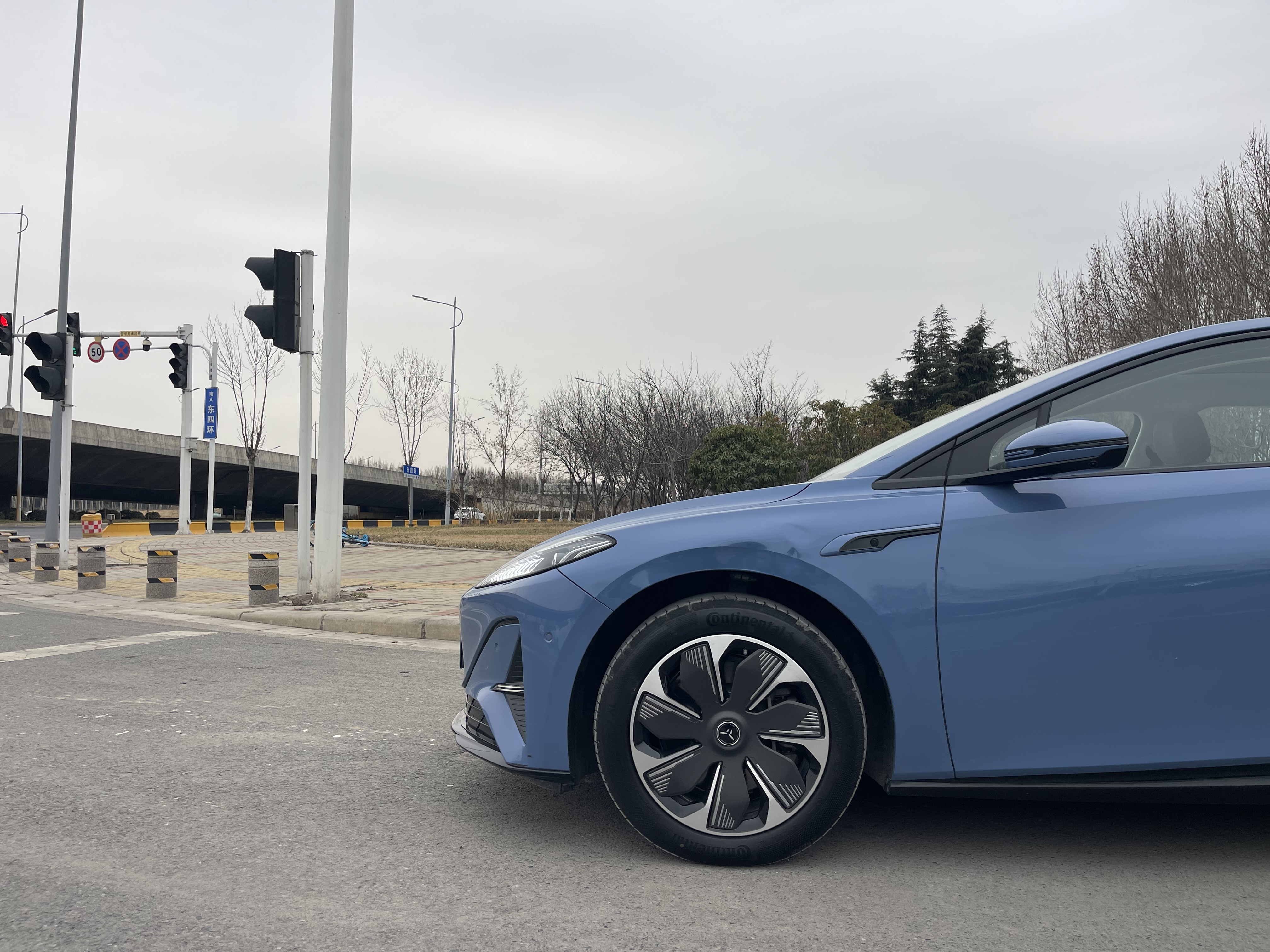 HongQi 2025 car image #5