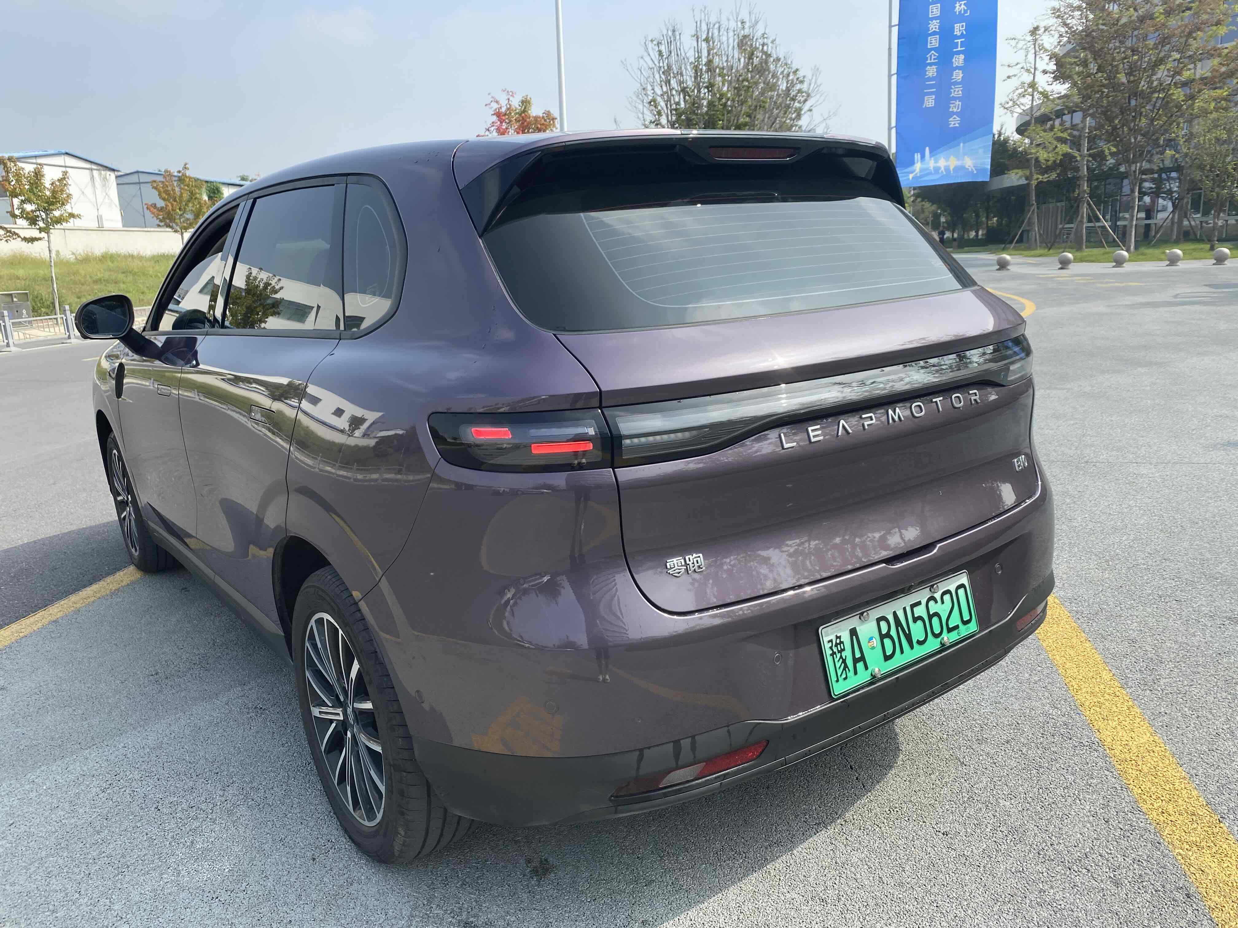 零跑汽车 零跑B10 2025 汽车图片 #5