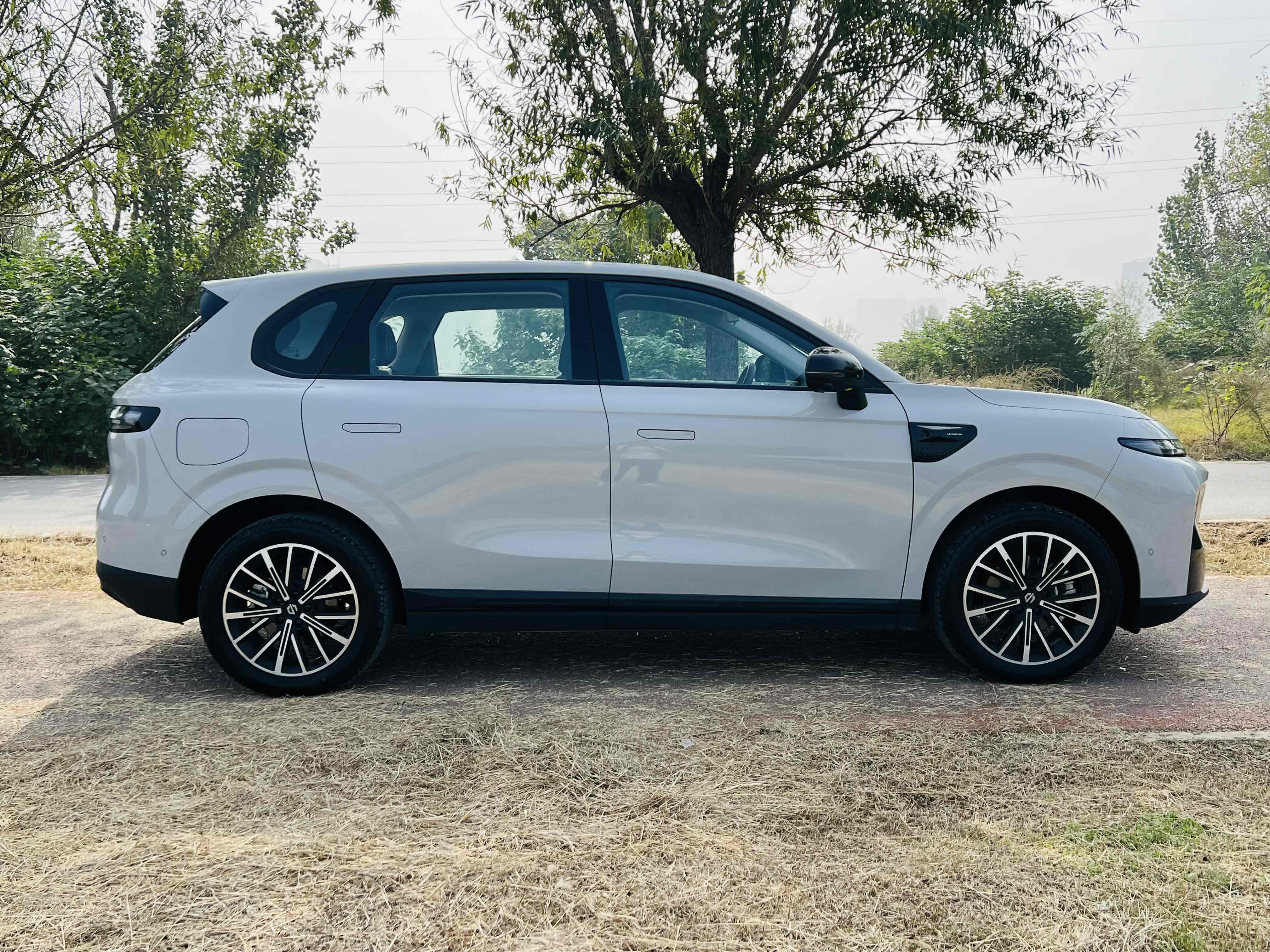 零跑汽车 零跑B10 2025 汽车图片 #5