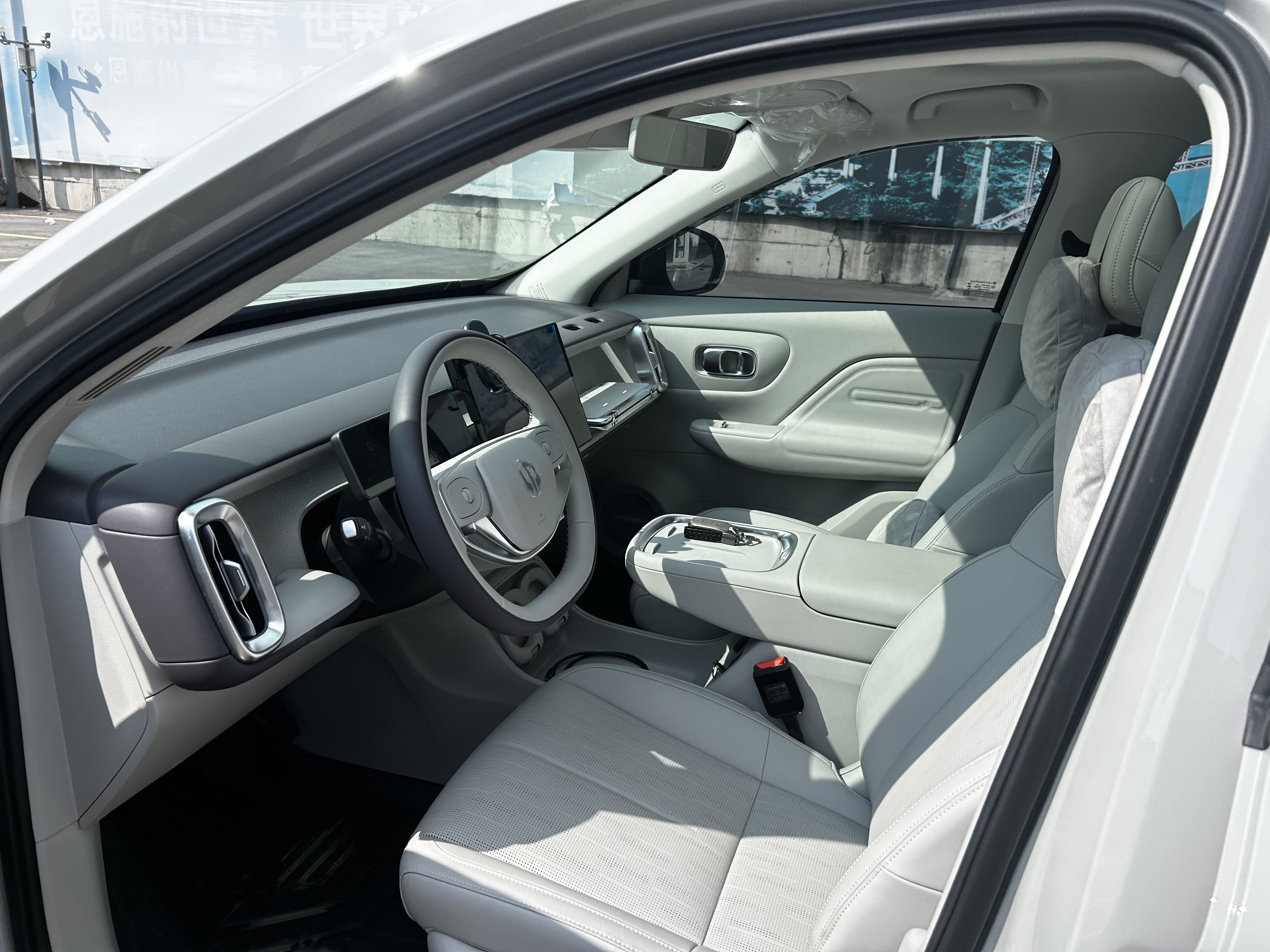 零跑汽车 零跑B10 2025 汽车图片 #5