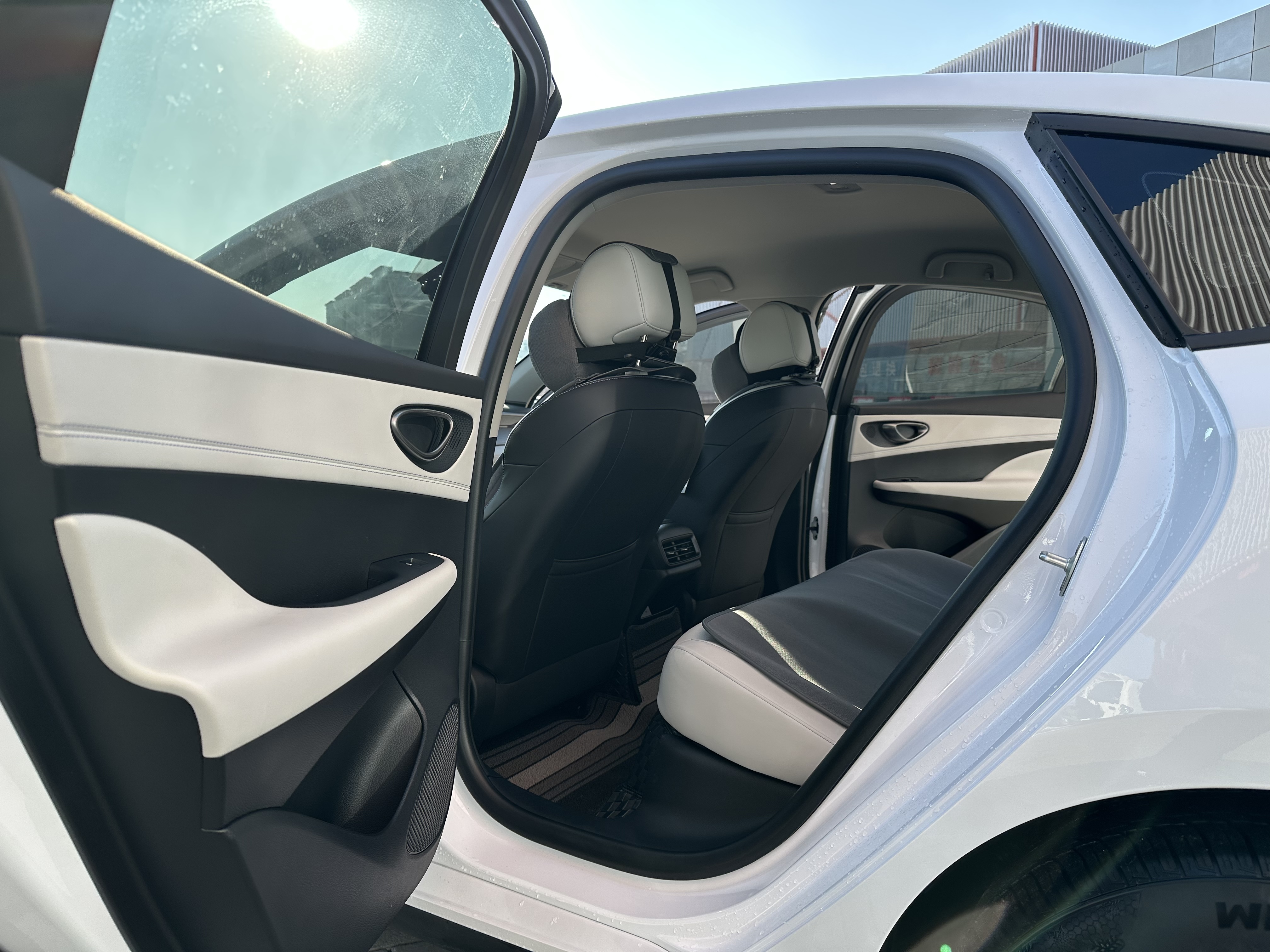 BYD Seal 05 DM-i 2025 car image #5