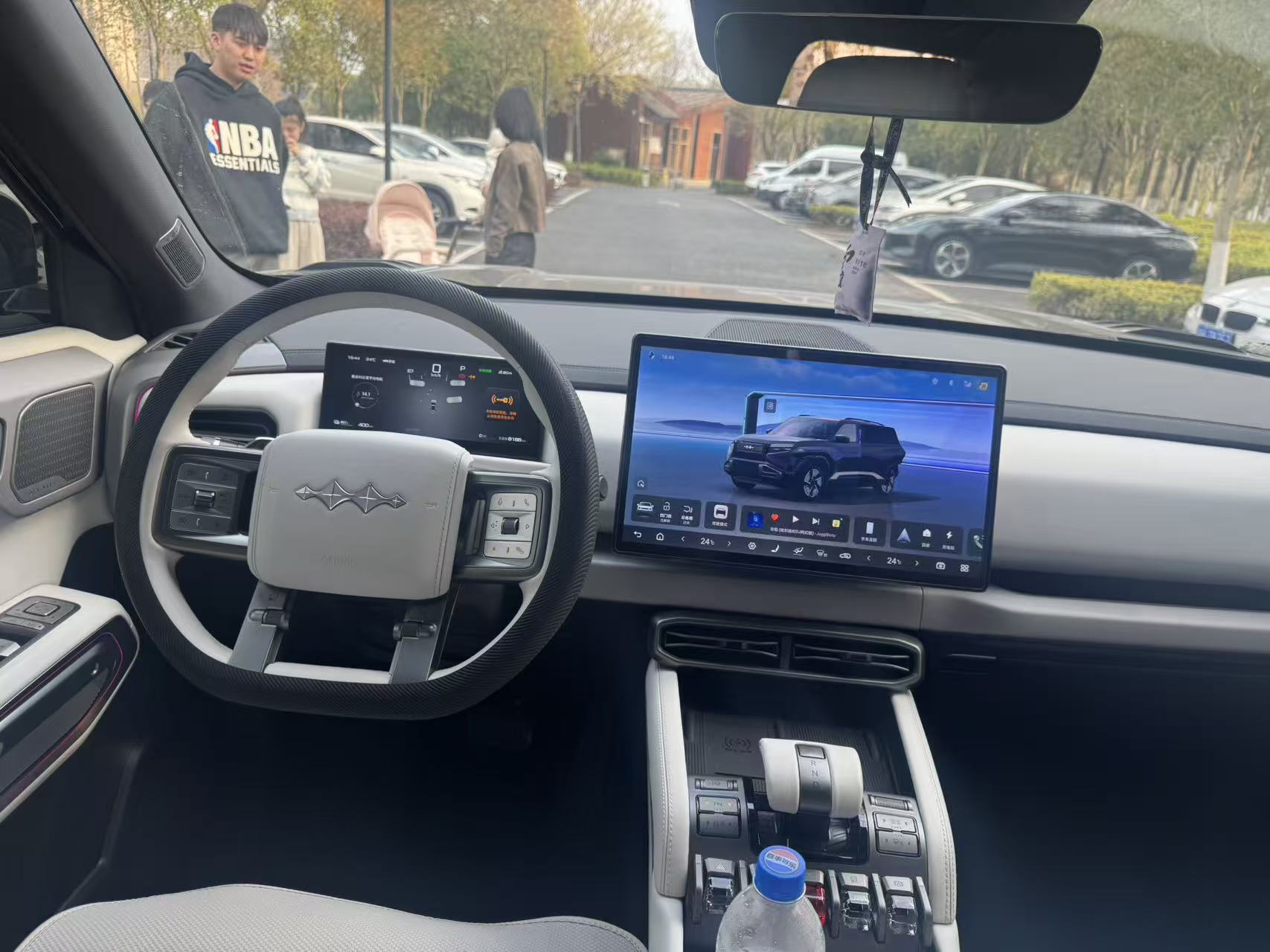 FangChengBao Tiger 3 2025 car image #5