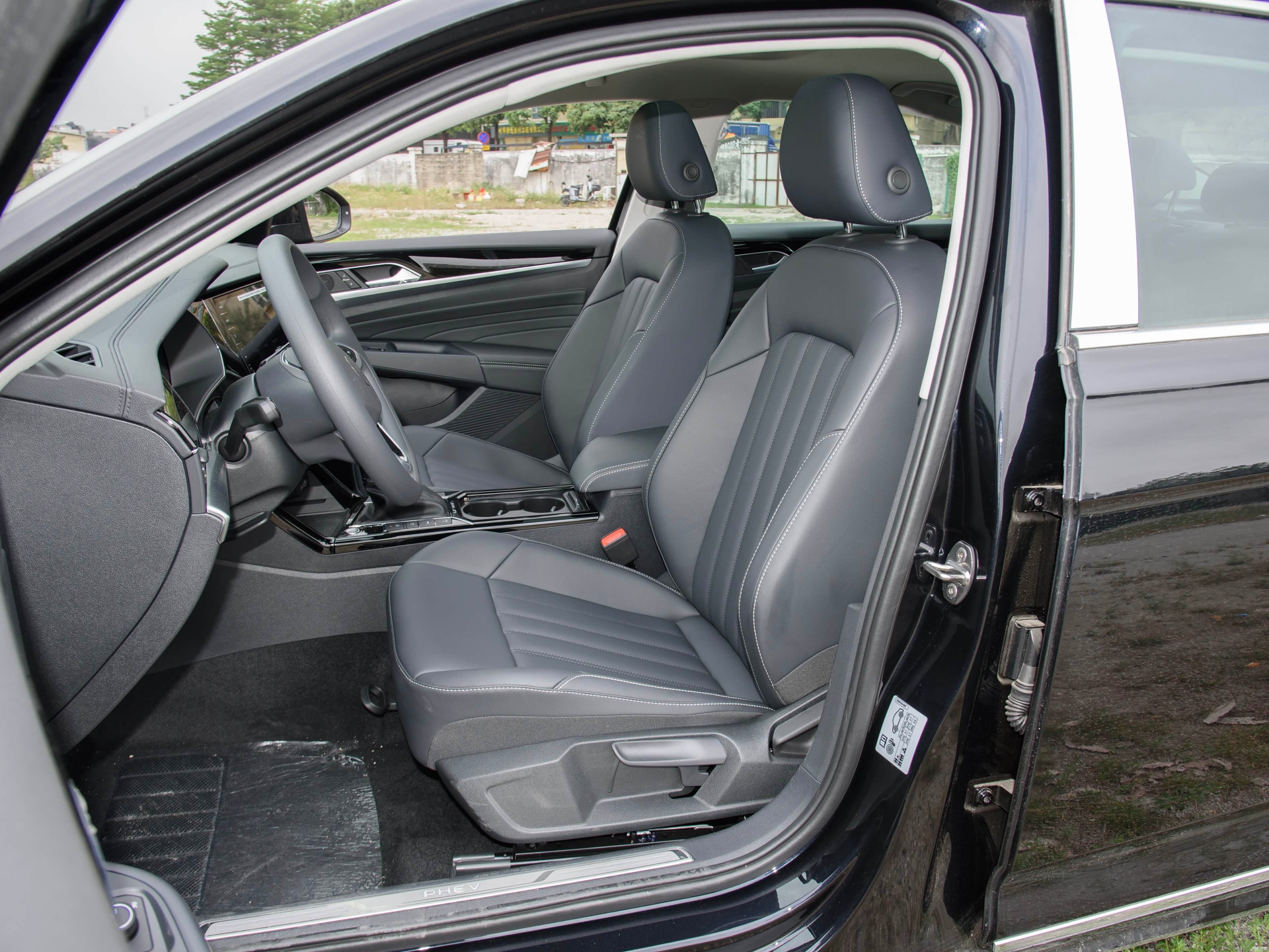 Volkswagen Passat New Energy 2026 immagine di auto #5