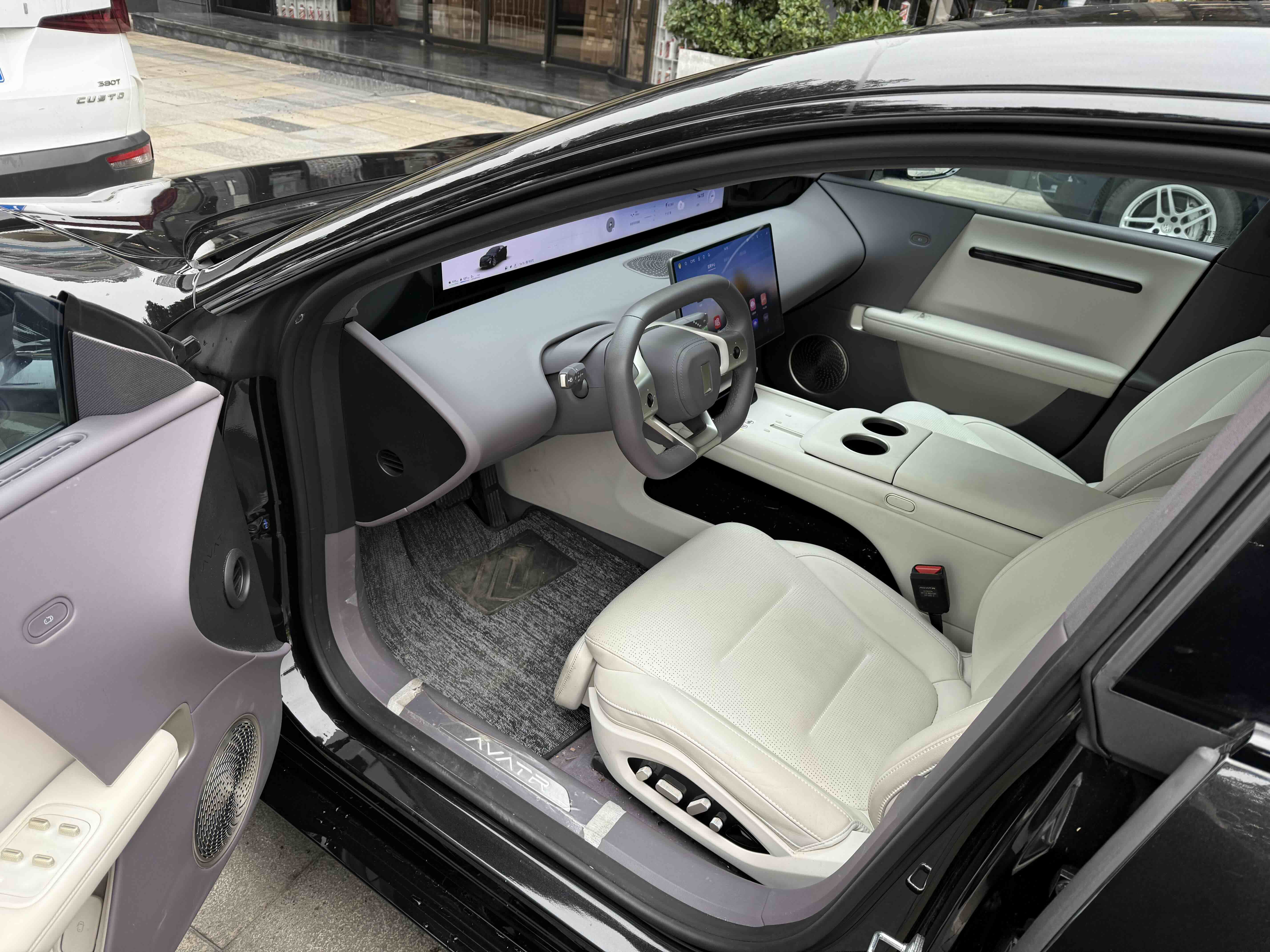 Avatr 06 2025 #5 Avatr 06 2025 immagine di auto #5