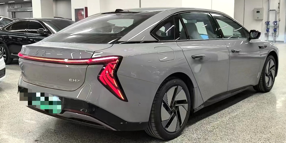 HongQi EH7 2025 #5 HongQi EH7 2025 car image #5