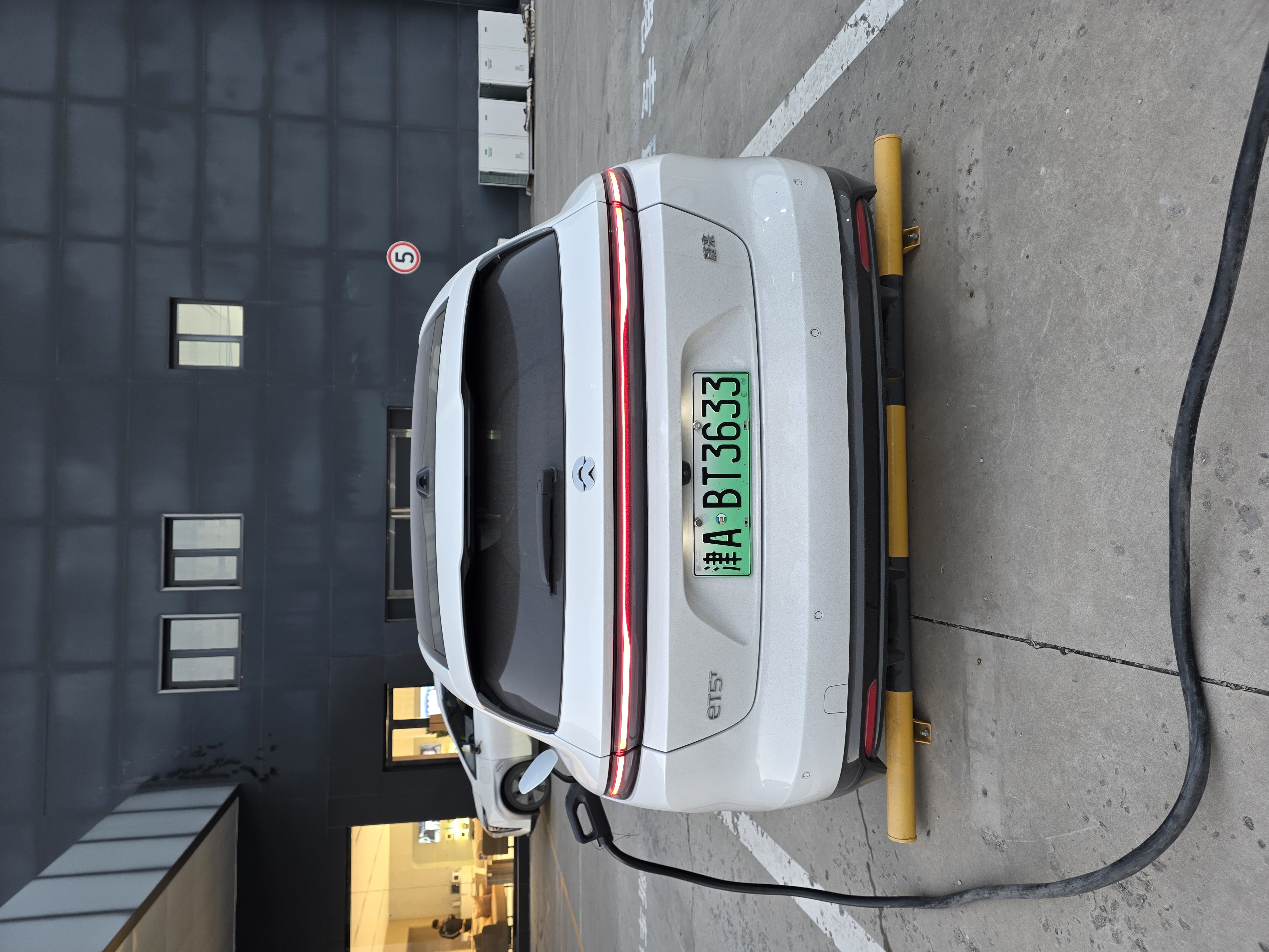 NIO ET5T 2025 image de voiture #5