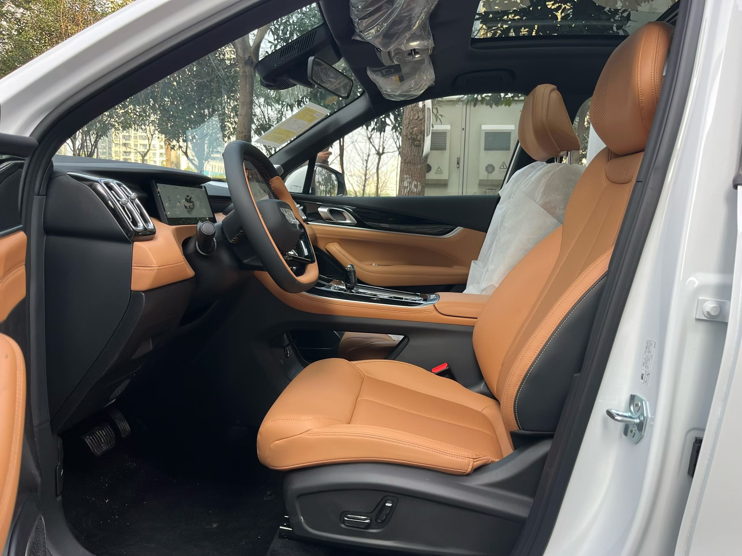 GEELY Boyue L 2026 car image #5