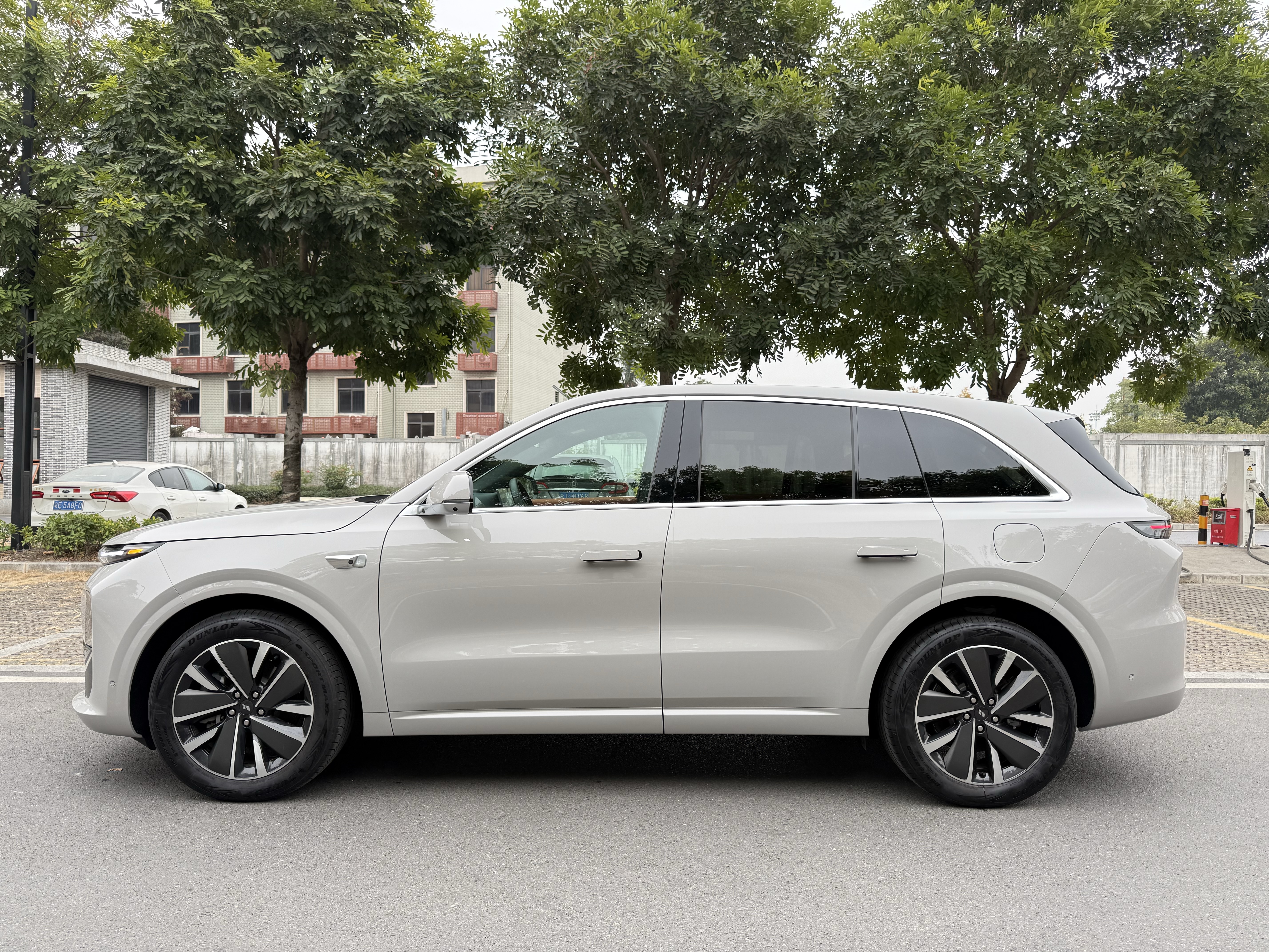 Li L6 2025 imagem de carro #5