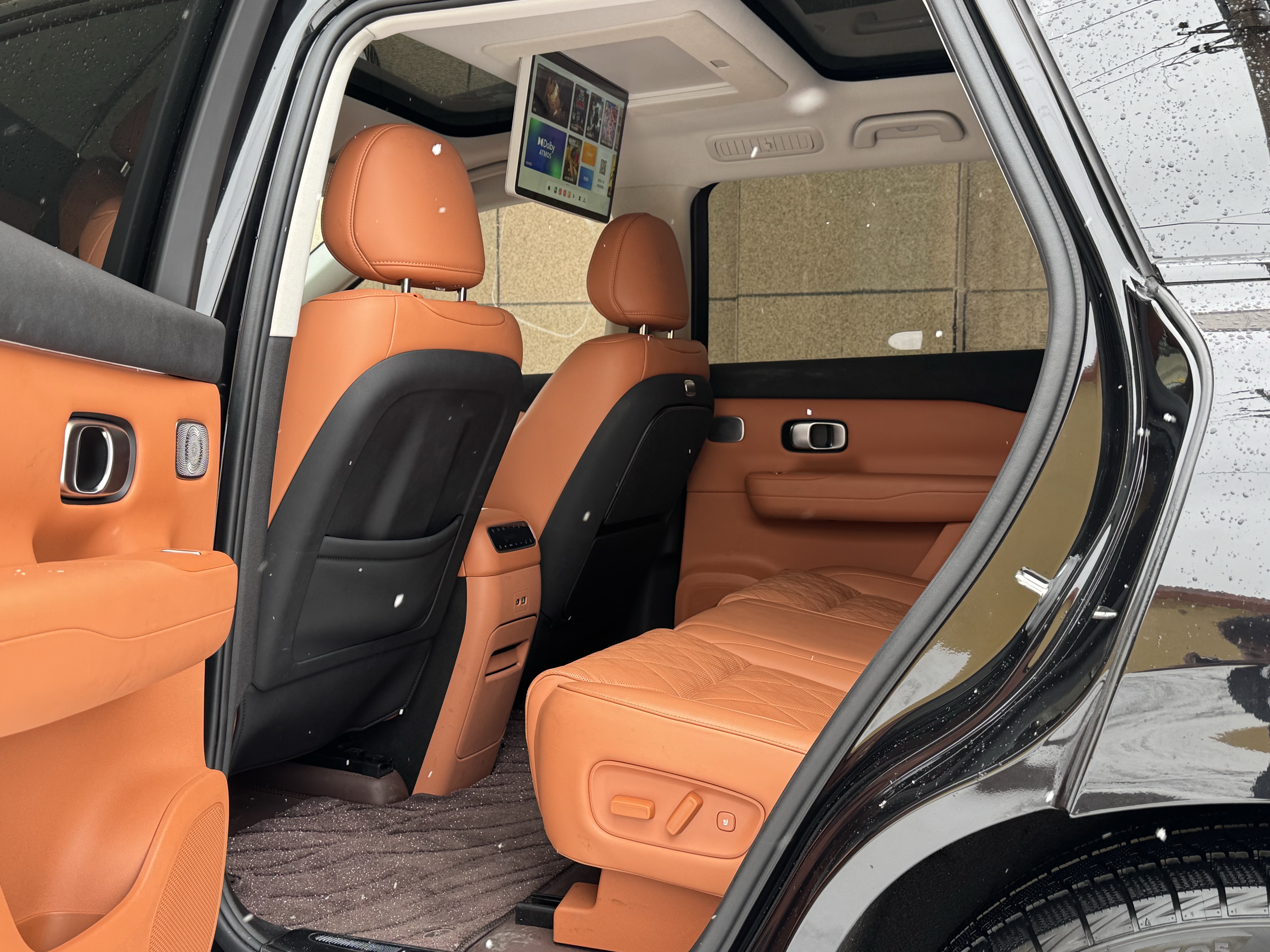 Leapmotor C16 2025 immagine di auto #5