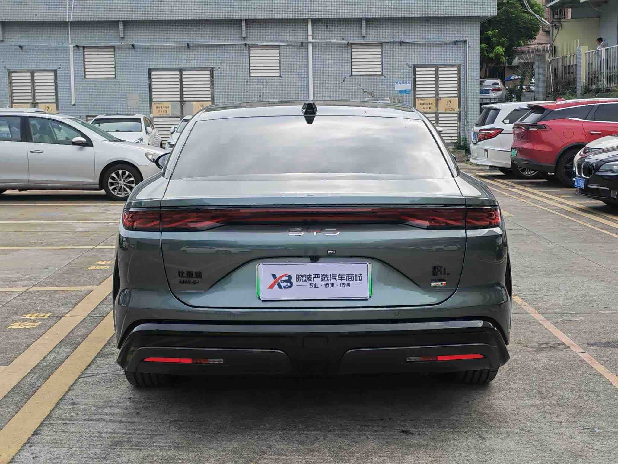BYD HanL 2025 car image #5