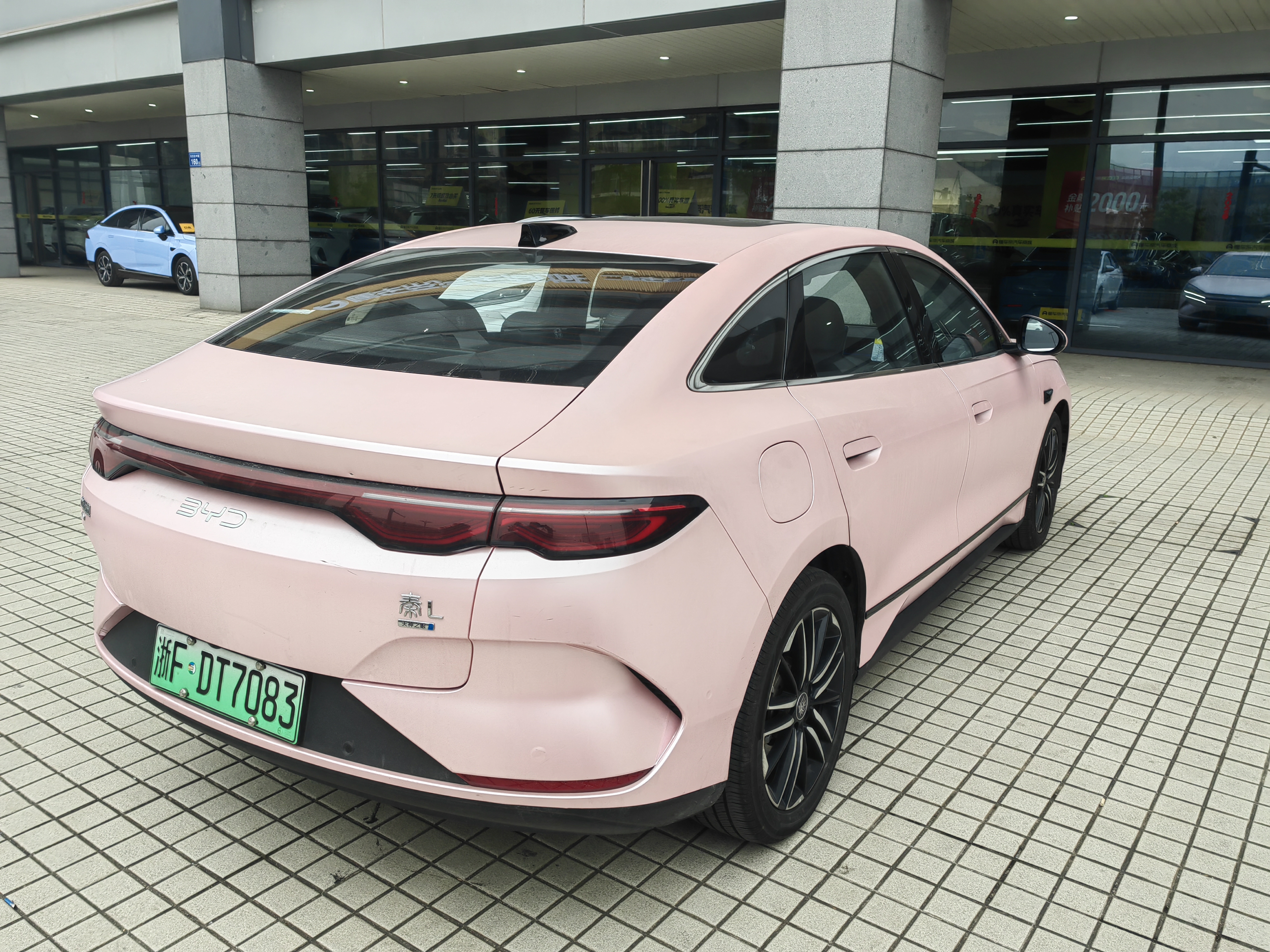 BYD Qin L 2025 #5 BYD Qin L 2025 car image #5