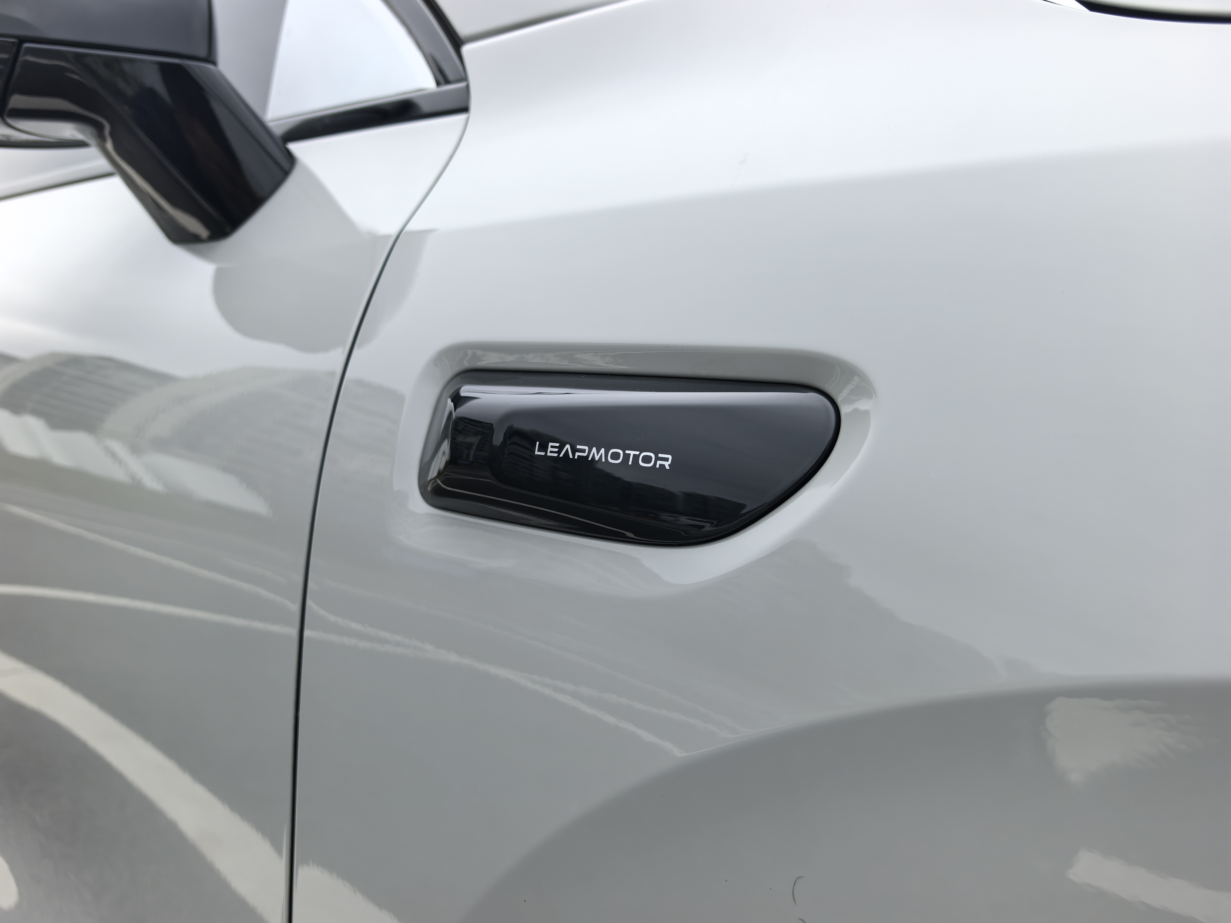 零跑汽车 零跑B01 2025 汽车图片 #5