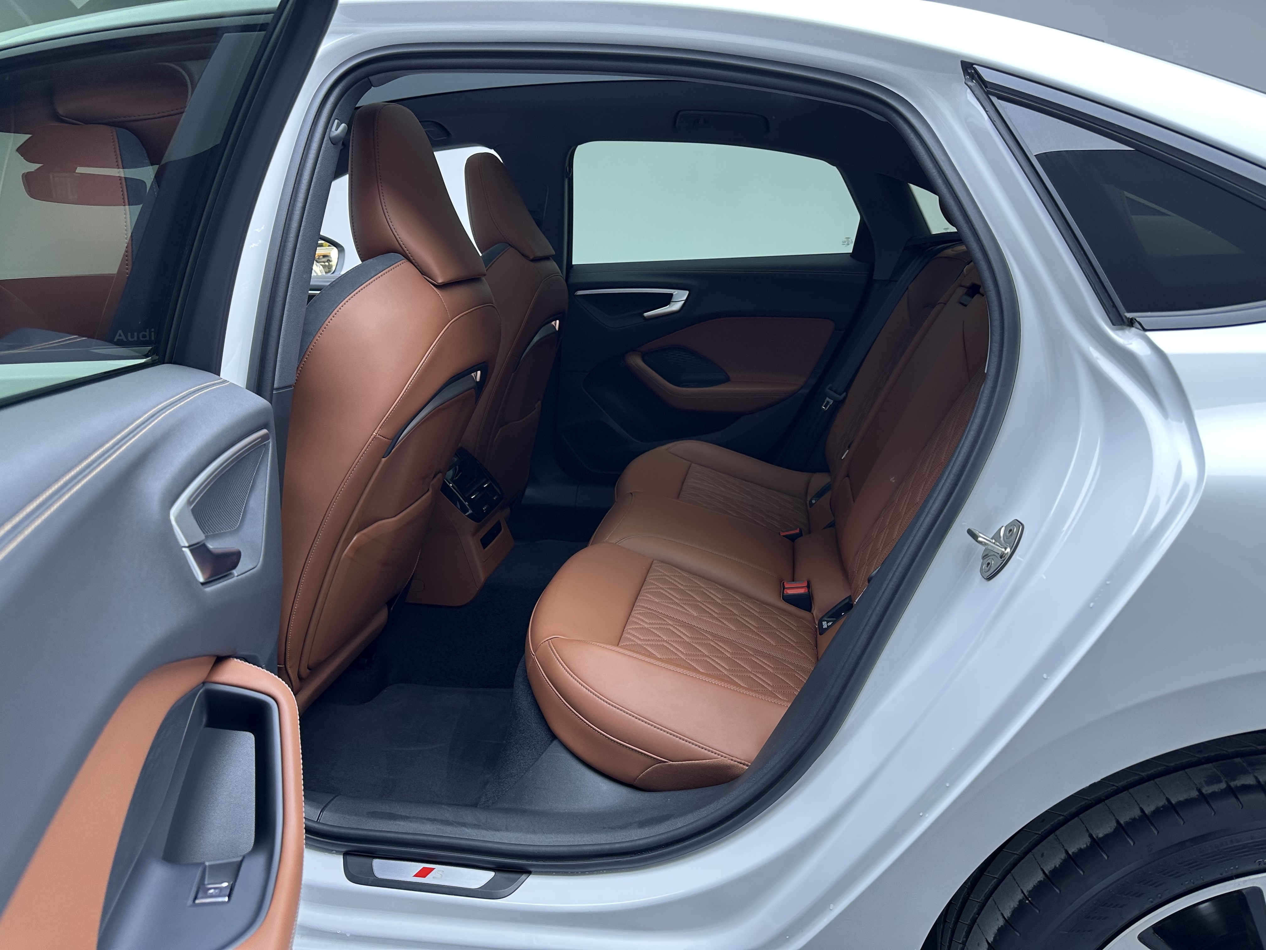 Audi FAW Audi A5L 2025 car image #5