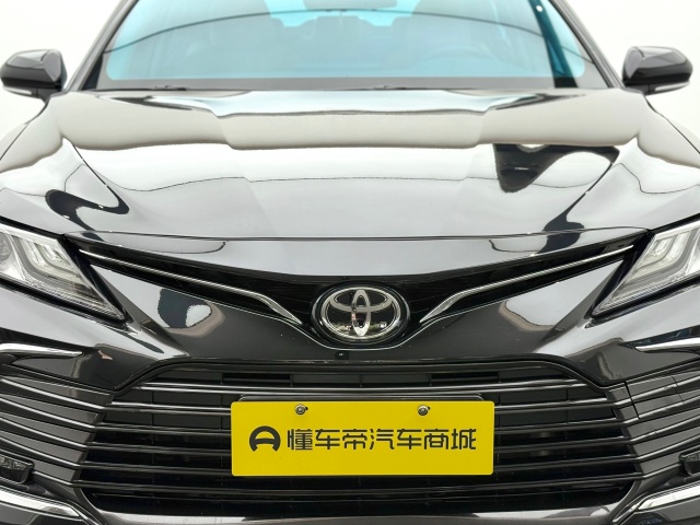 Toyota Camry 2022 car image #5