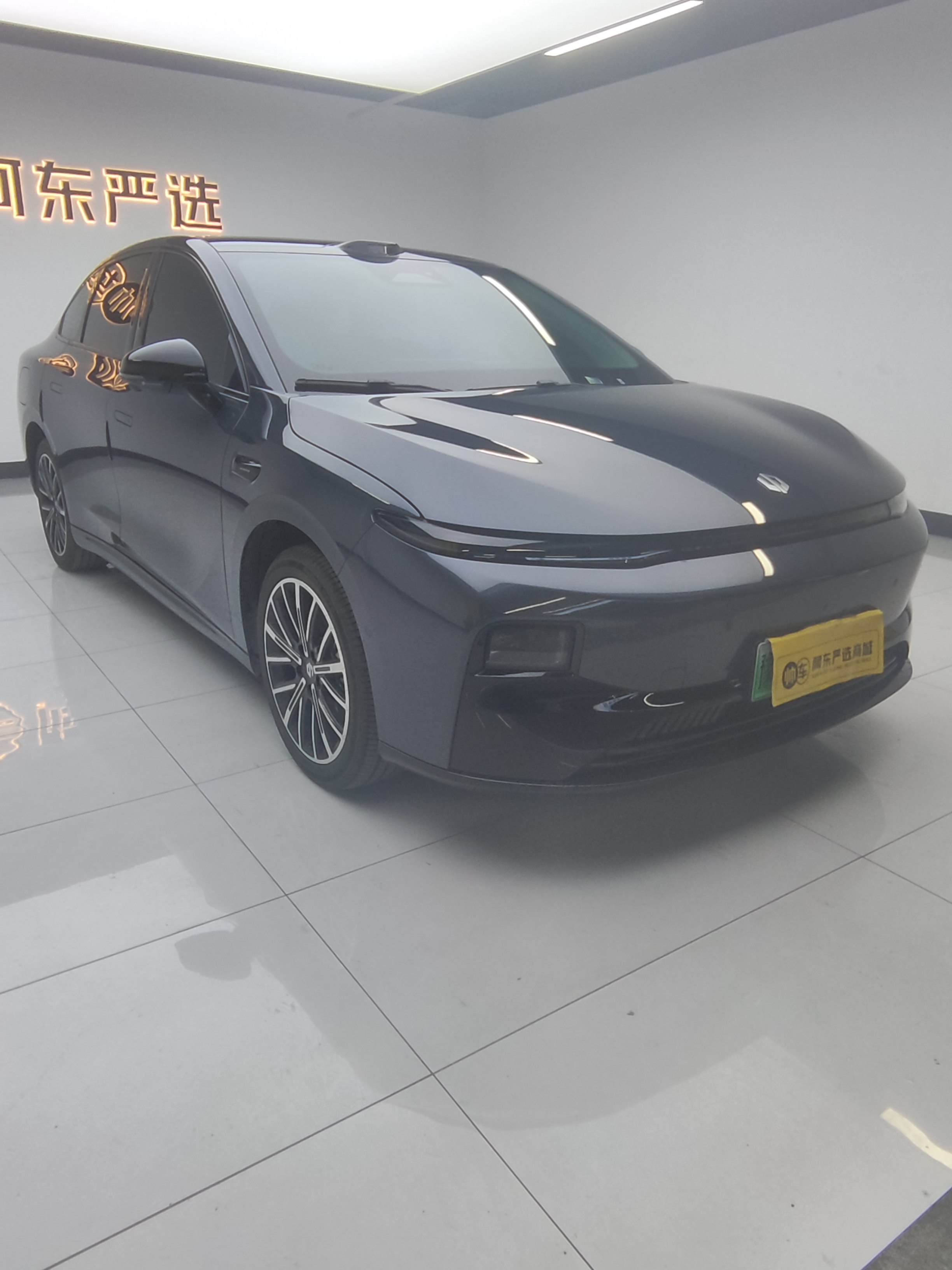 零跑汽车 零跑B01 2025 汽车图片 #5